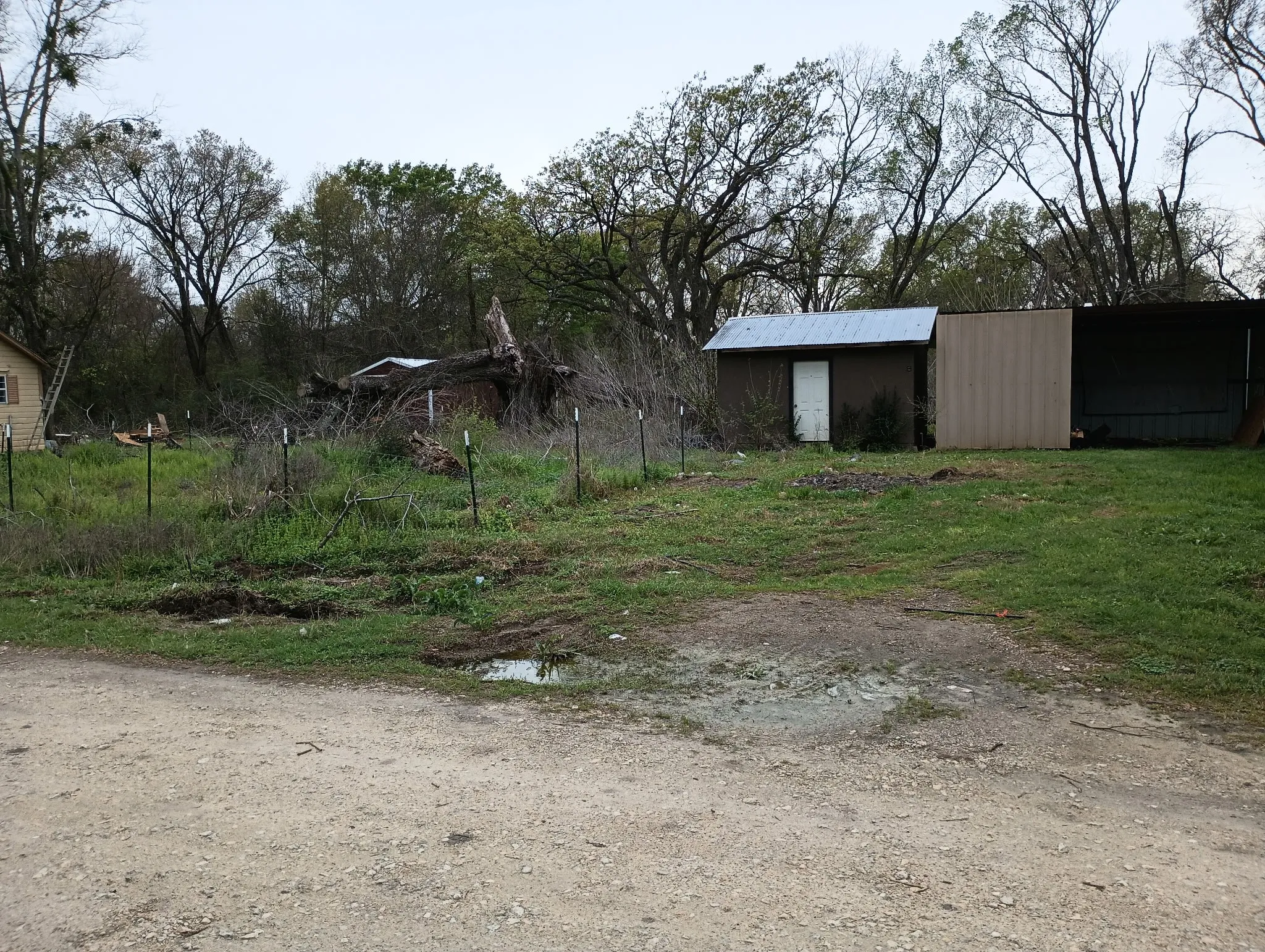 Improved Land For Sale in Henderson County , 908 Peach Street, Trinidad, Texas 75163, 0, 0, Garage spaces, 0 Sqft, built in 0, mls#21195280, Real Estate Agent in Trinidad, Homes For Sale in Henderson county, Homes For Sale in Trinidad, Realtor in Trinidad Texas, Real Estate Brokerage Independent Realty Texas, Luminita Cordes Realtor