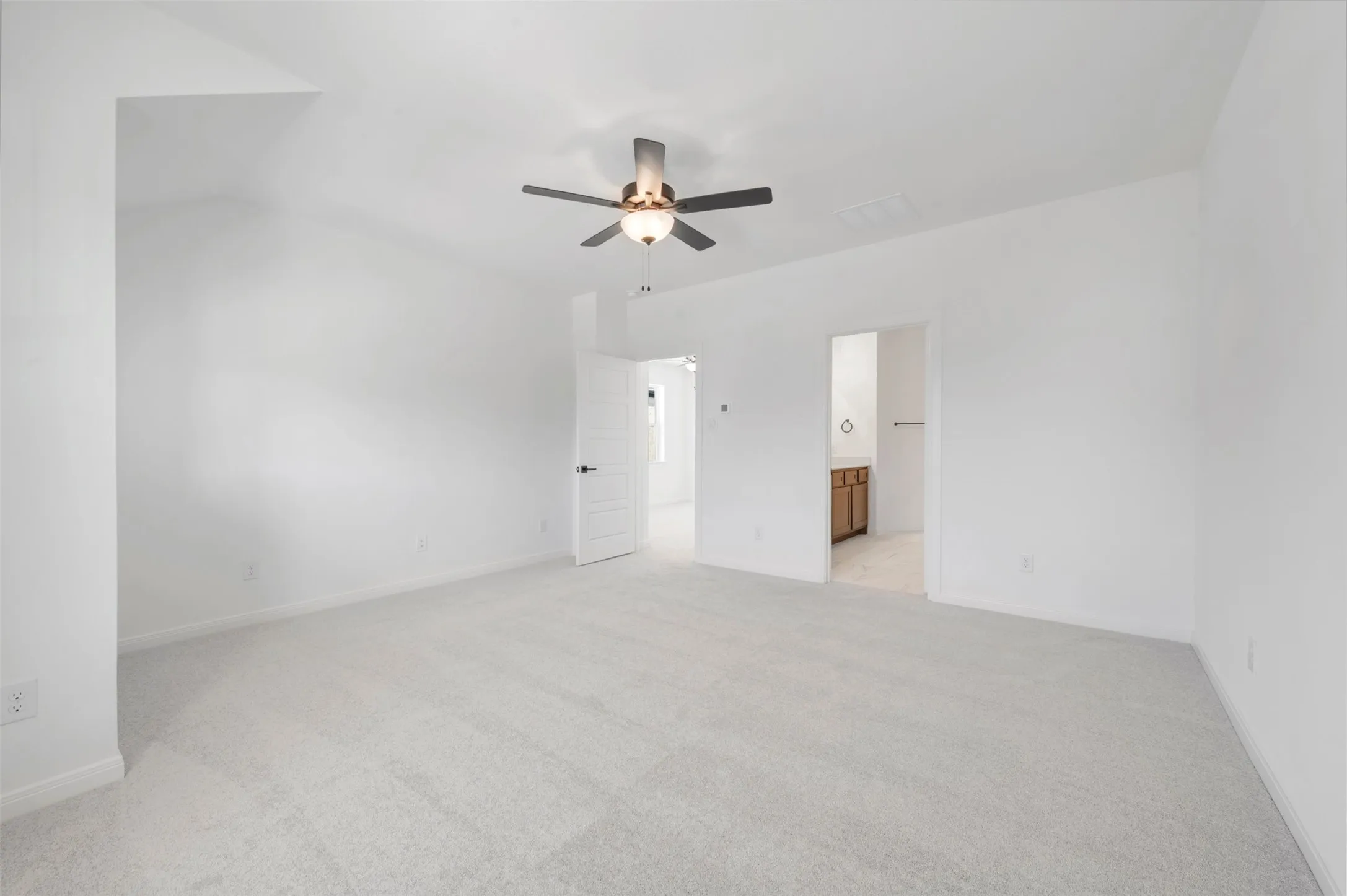 Single Family Residence For Sale in Denton County , 1510 Roundup Way, Argyle, Texas 76226, 3 Bedroom, 3 Bathroom, 3 Garage spaces, 2,304 Sqft, built in 2026, New Construction - Incomplete, mls#21196377, Real Estate Agent in Argyle, Homes For Sale in Denton county, Homes For Sale in Argyle, Realtor in Argyle Texas, Real Estate Brokerage Independent Realty Texas, Luminita Cordes Realtor