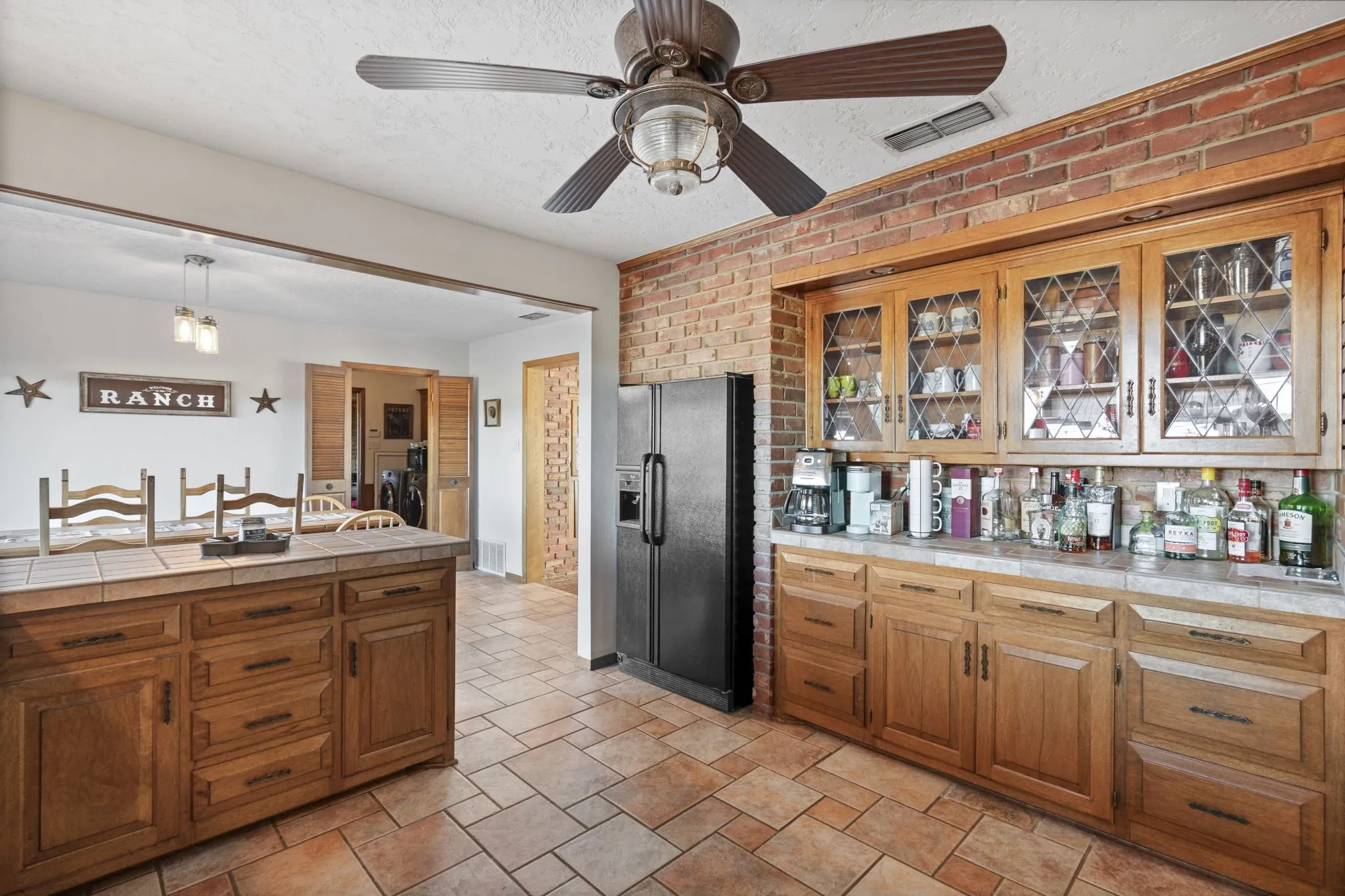 Farm For Sale in Wood County , 3222 FM 1254, Mineola, Texas 75773, 3 Bedroom, 3 Bathroom, 2 Garage spaces, 2,940 Sqft, built in 1973, Preowned, mls#21092774, Real Estate Agent in Mineola, Homes For Sale in Wood county, Homes For Sale in Mineola, Realtor in Mineola Texas, Real Estate Brokerage Independent Realty Texas, Luminita Cordes Realtor