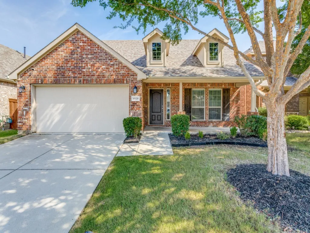 Single Family Residence For Rent