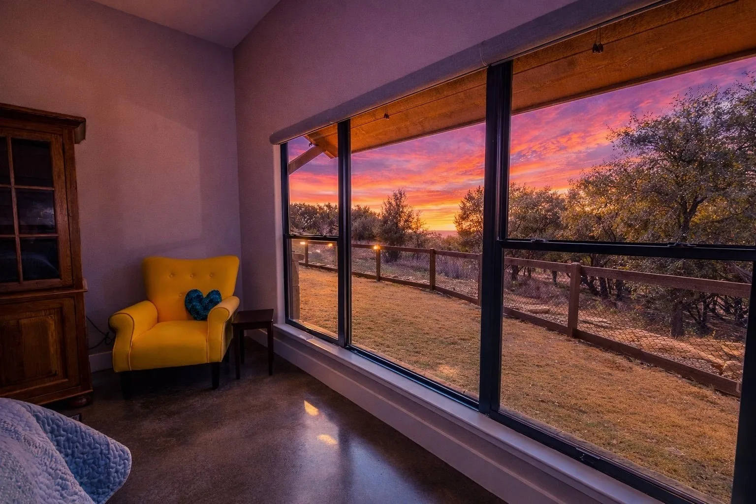 Single Family Residence For Sale in Palo Pinto County , 1080 Enchanted Rock Court, Graford, Texas 76449, 3 Bedroom, 3 Bathroom, 3 Garage spaces, 3,403 Sqft, built in 2019, Preowned, mls#21195677, Real Estate Agent in Graford, Homes For Sale in Palo Pinto county, Homes For Sale in Graford, Realtor in Graford Texas, Real Estate Brokerage Independent Realty Texas, Luminita Cordes Realtor
