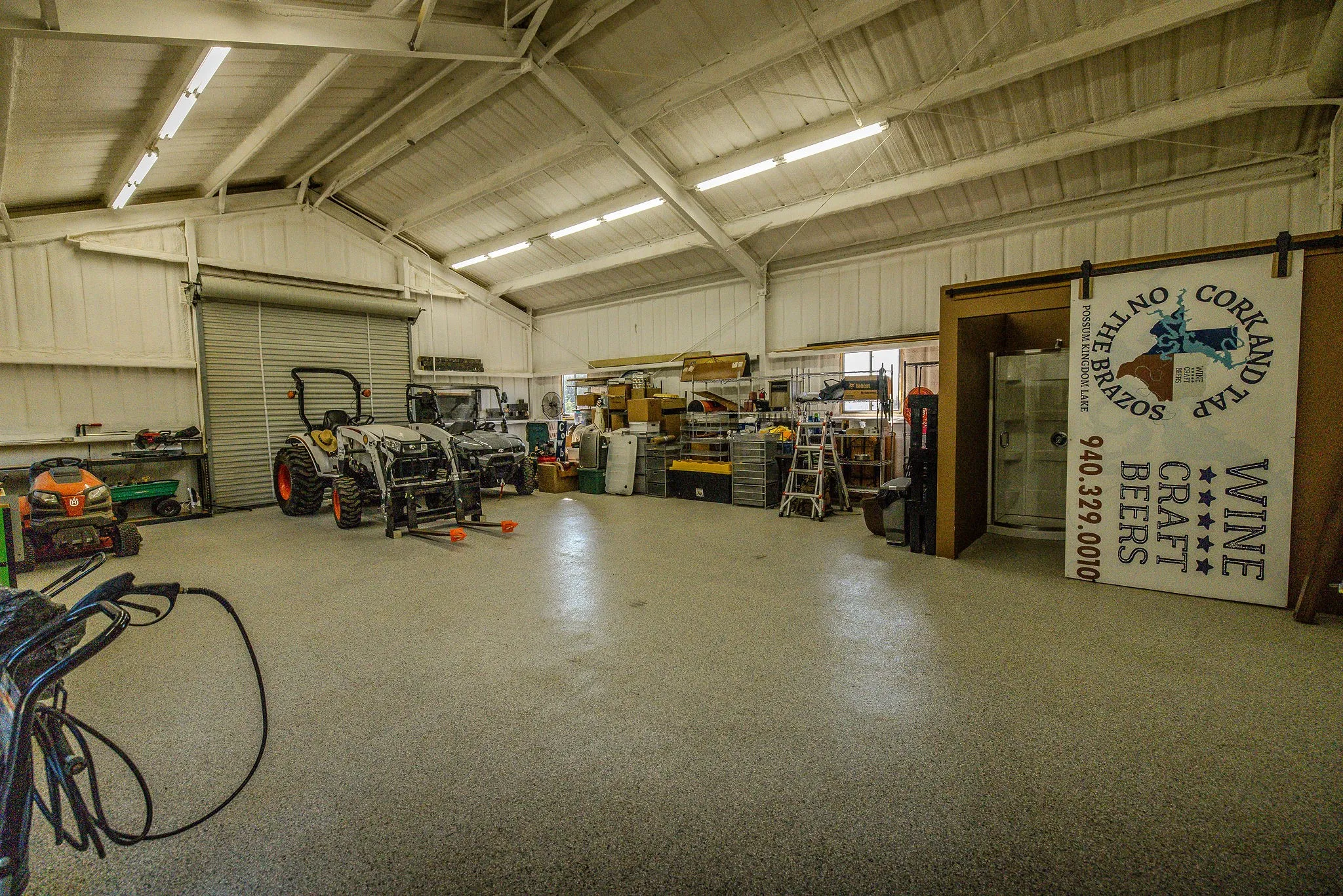 Huge insulated shop with full bath.