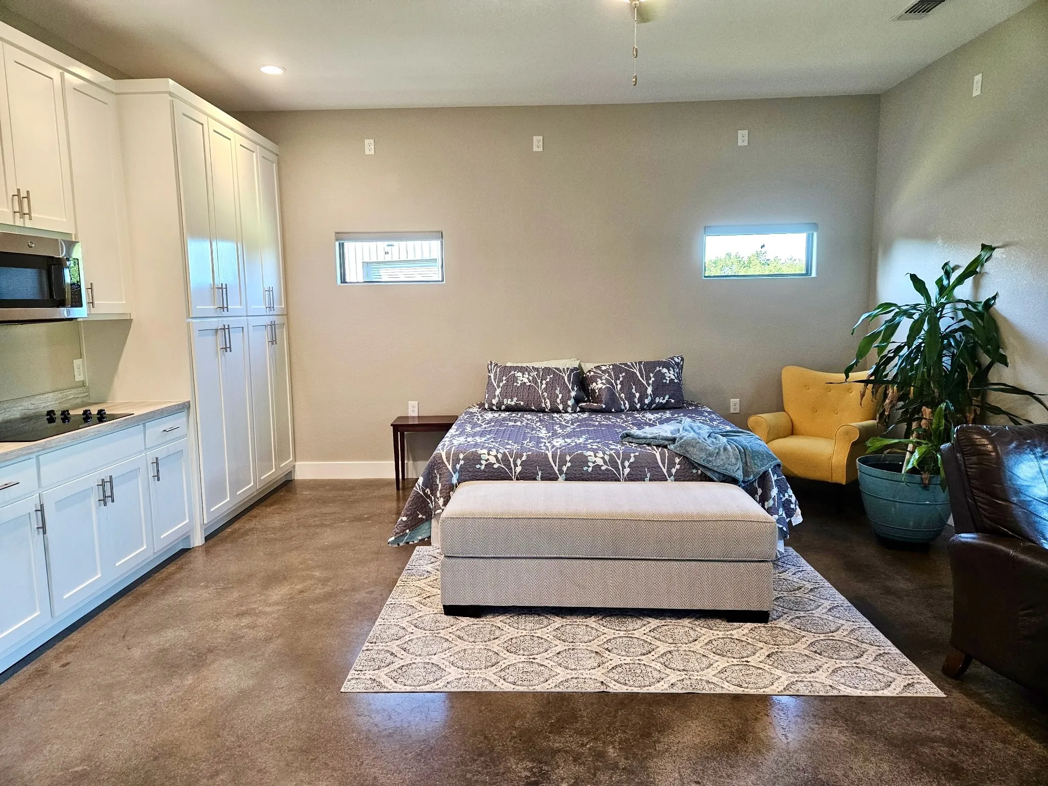 Mother in law suite is the perfect set up for family and guests.