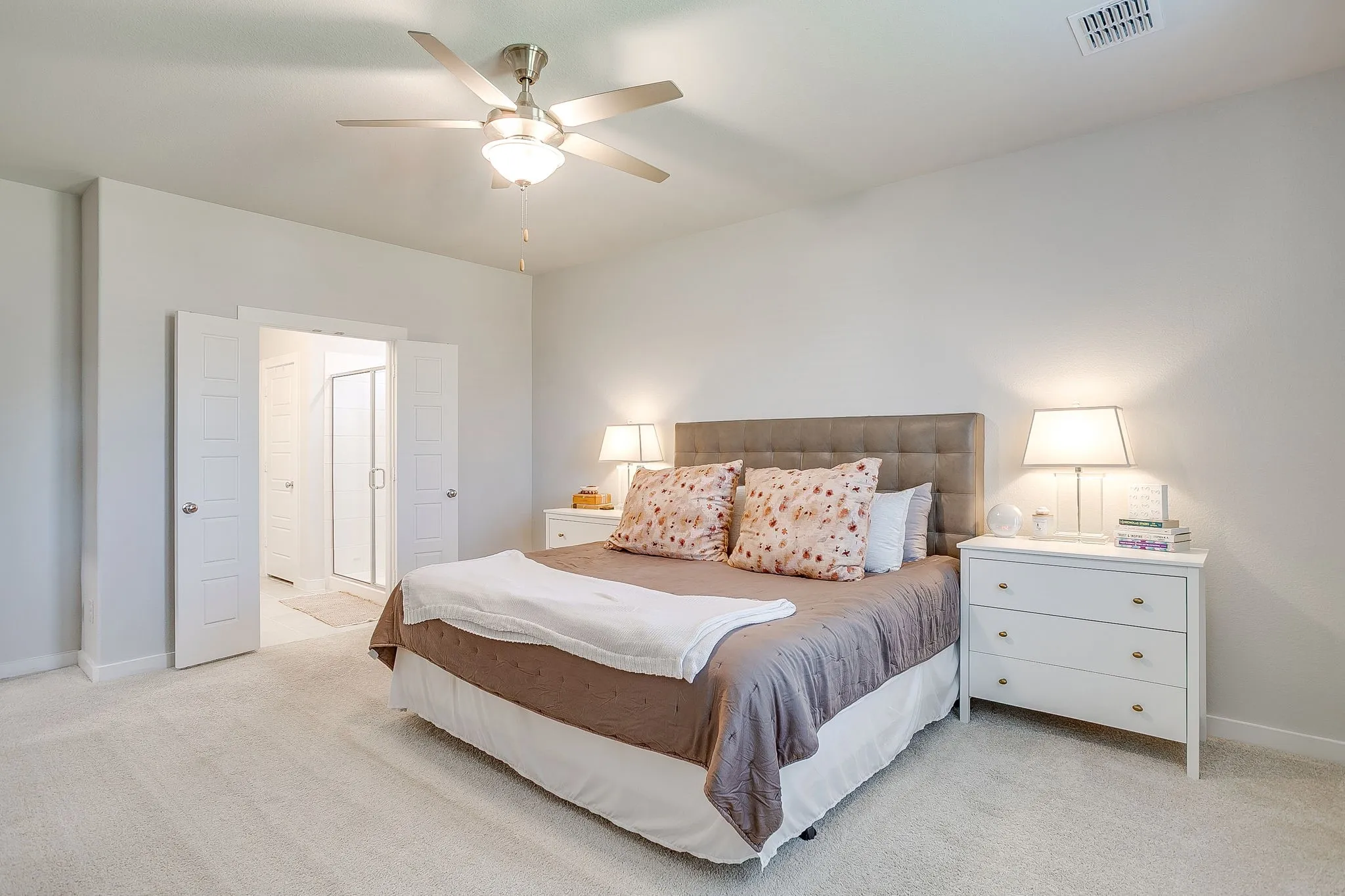 Single Family Residence For Sale in Tarrant County , 5845 Corazon Lane, Fort Worth, Texas 76126, 5 Bedroom, 4 Bathroom, 2 Garage spaces, 2,955 Sqft, built in 2024, Preowned, mls#21178908, Real Estate Agent in Fort Worth, Homes For Sale in Tarrant county, Homes For Sale in Fort Worth, Realtor in Fort Worth Texas, Real Estate Brokerage Independent Realty Texas, Luminita Cordes Realtor