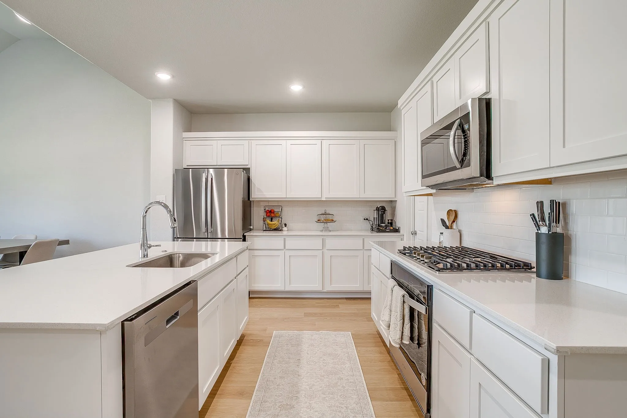 Single Family Residence For Sale in Tarrant County , 5845 Corazon Lane, Fort Worth, Texas 76126, 5 Bedroom, 4 Bathroom, 2 Garage spaces, 2,955 Sqft, built in 2024, Preowned, mls#21178908, Real Estate Agent in Fort Worth, Homes For Sale in Tarrant county, Homes For Sale in Fort Worth, Realtor in Fort Worth Texas, Real Estate Brokerage Independent Realty Texas, Luminita Cordes Realtor