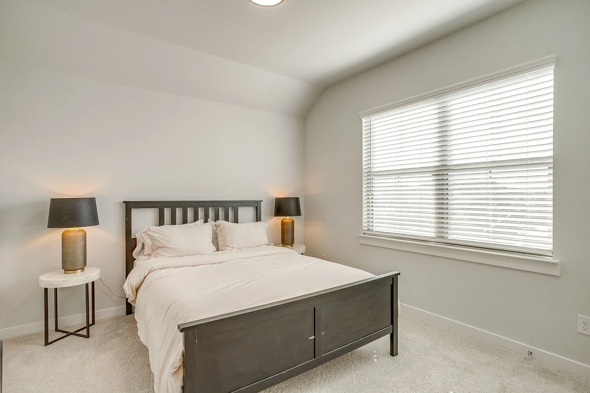 Single Family Residence For Sale in Tarrant County , 5845 Corazon Lane, Fort Worth, Texas 76126, 5 Bedroom, 4 Bathroom, 2 Garage spaces, 2,955 Sqft, built in 2024, Preowned, mls#21178908, Real Estate Agent in Fort Worth, Homes For Sale in Tarrant county, Homes For Sale in Fort Worth, Realtor in Fort Worth Texas, Real Estate Brokerage Independent Realty Texas, Luminita Cordes Realtor