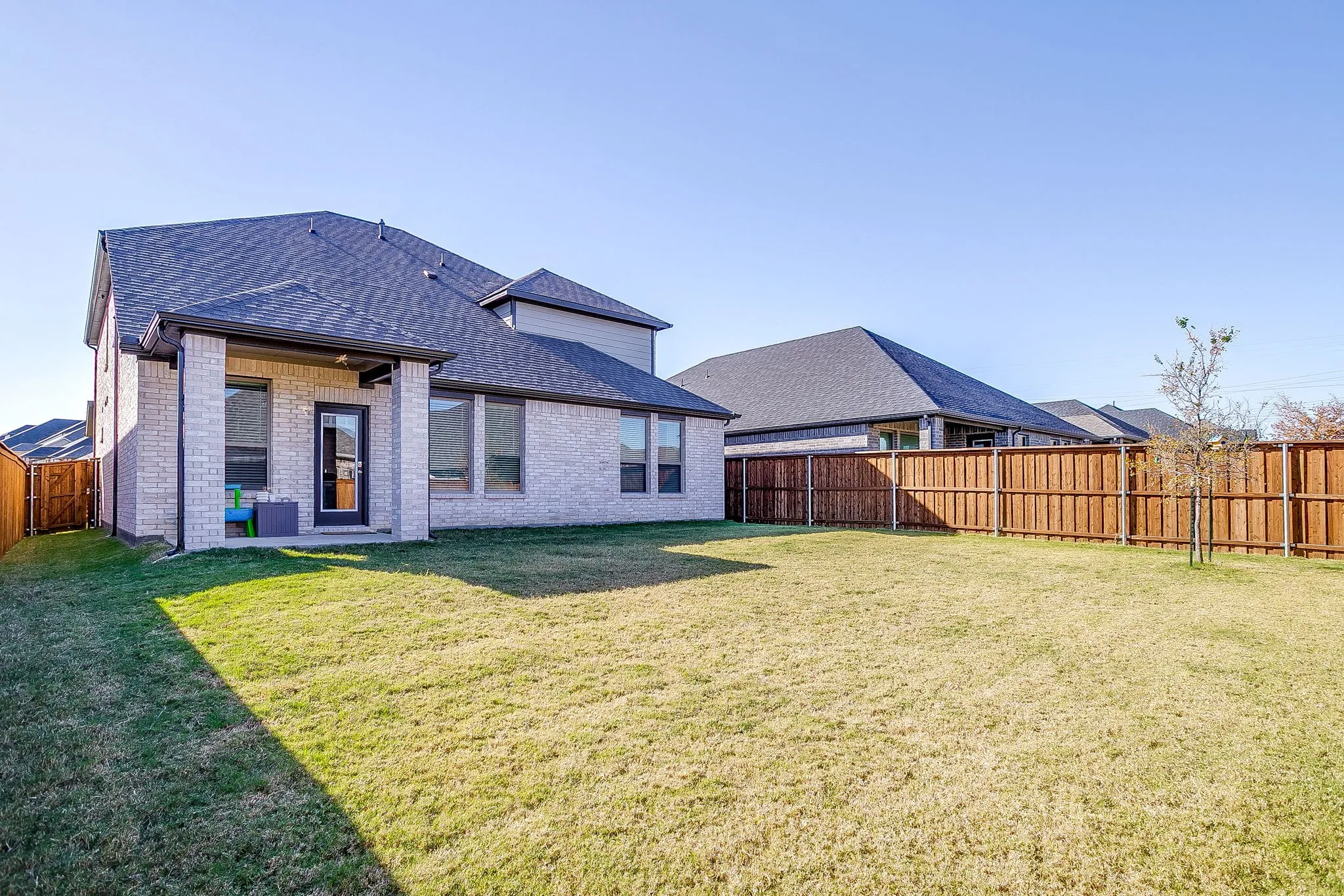 Single Family Residence For Sale in Tarrant County , 5845 Corazon Lane, Fort Worth, Texas 76126, 5 Bedroom, 4 Bathroom, 2 Garage spaces, 2,955 Sqft, built in 2024, Preowned, mls#21178908, Real Estate Agent in Fort Worth, Homes For Sale in Tarrant county, Homes For Sale in Fort Worth, Realtor in Fort Worth Texas, Real Estate Brokerage Independent Realty Texas, Luminita Cordes Realtor