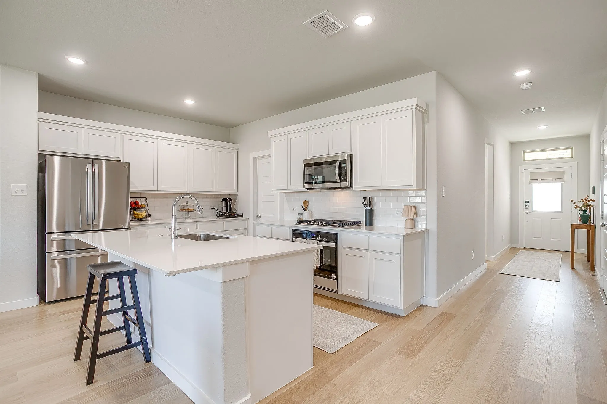 Single Family Residence For Sale in Tarrant County , 5845 Corazon Lane, Fort Worth, Texas 76126, 5 Bedroom, 4 Bathroom, 2 Garage spaces, 2,955 Sqft, built in 2024, Preowned, mls#21178908, Real Estate Agent in Fort Worth, Homes For Sale in Tarrant county, Homes For Sale in Fort Worth, Realtor in Fort Worth Texas, Real Estate Brokerage Independent Realty Texas, Luminita Cordes Realtor