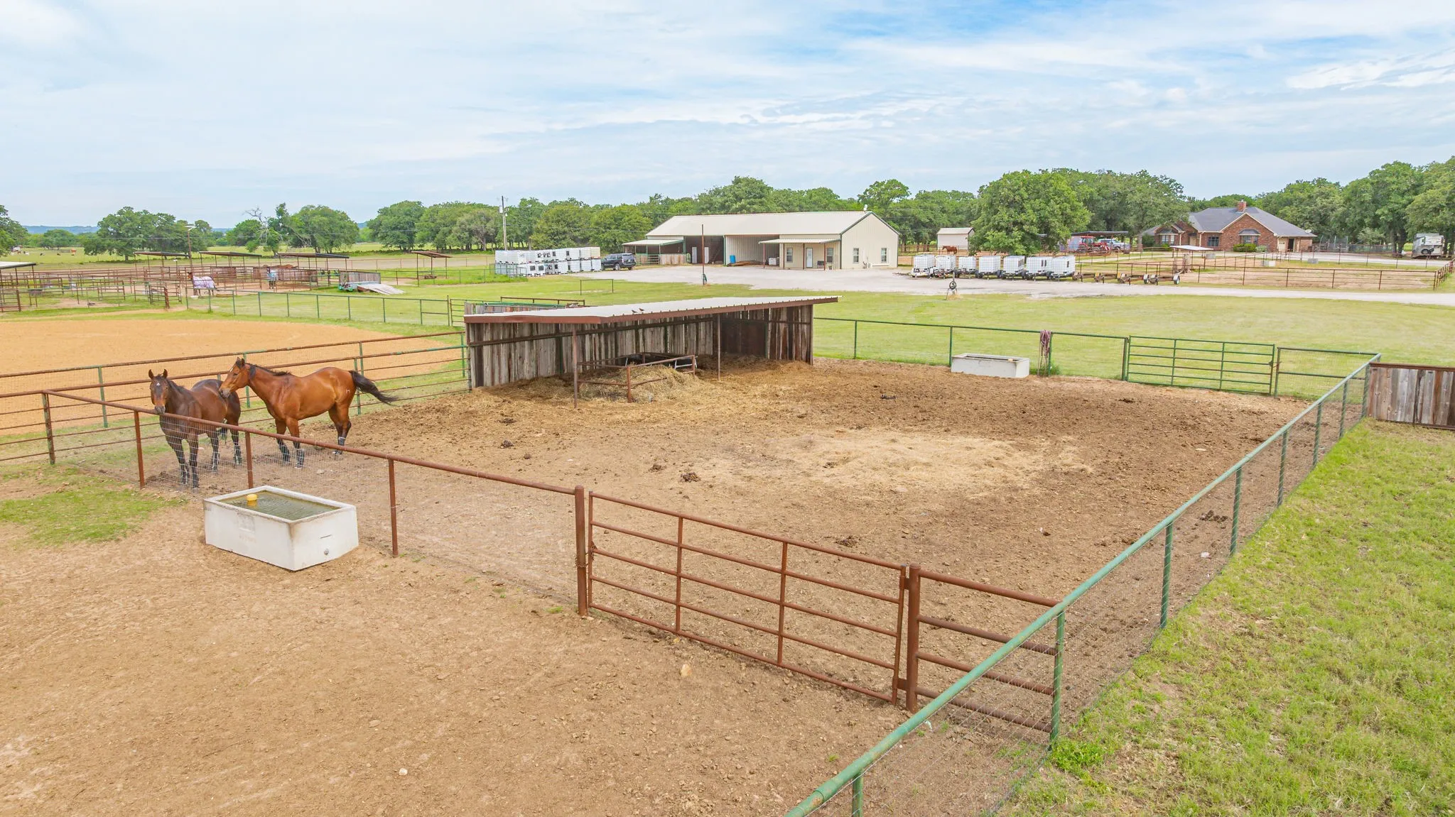 Single Family Residence For Sale in Erath County , 6363 E Fm 1188, Bluff Dale, Texas 76433, 3 Bedroom, 3 Bathroom, 2 Garage spaces, 2,287 Sqft, built in 2002, mls#21191248, Real Estate Agent in Bluff Dale, Homes For Sale in Erath county, Homes For Sale in Bluff Dale, Realtor in Bluff Dale Texas, Real Estate Brokerage Independent Realty Texas, Luminita Cordes Realtor