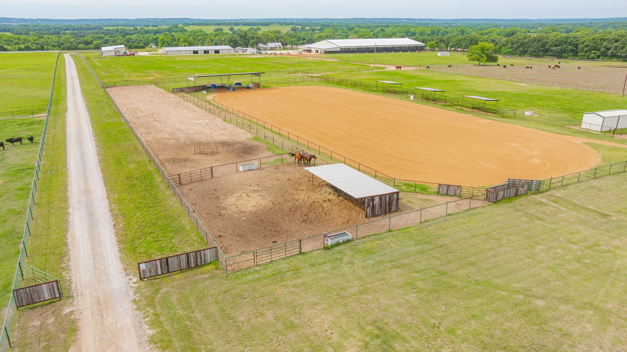 Single Family Residence For Sale in Erath County , 6363 E Fm 1188, Bluff Dale, Texas 76433, 3 Bedroom, 3 Bathroom, 2 Garage spaces, 2,287 Sqft, built in 2002, mls#21191248, Real Estate Agent in Bluff Dale, Homes For Sale in Erath county, Homes For Sale in Bluff Dale, Realtor in Bluff Dale Texas, Real Estate Brokerage Independent Realty Texas, Luminita Cordes Realtor