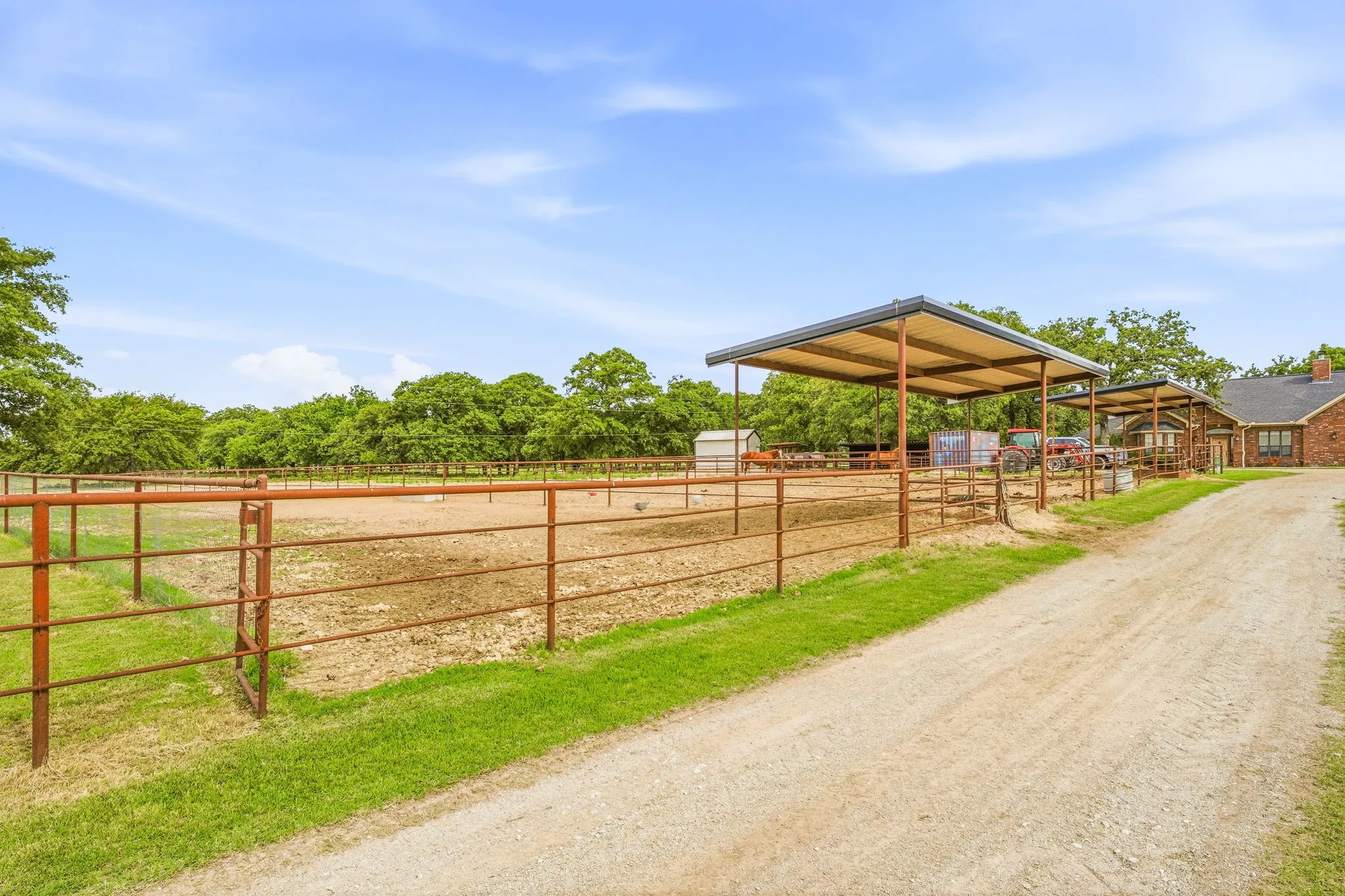 Single Family Residence For Sale in Erath County , 6363 E Fm 1188, Bluff Dale, Texas 76433, 3 Bedroom, 3 Bathroom, 2 Garage spaces, 2,287 Sqft, built in 2002, mls#21191248, Real Estate Agent in Bluff Dale, Homes For Sale in Erath county, Homes For Sale in Bluff Dale, Realtor in Bluff Dale Texas, Real Estate Brokerage Independent Realty Texas, Luminita Cordes Realtor