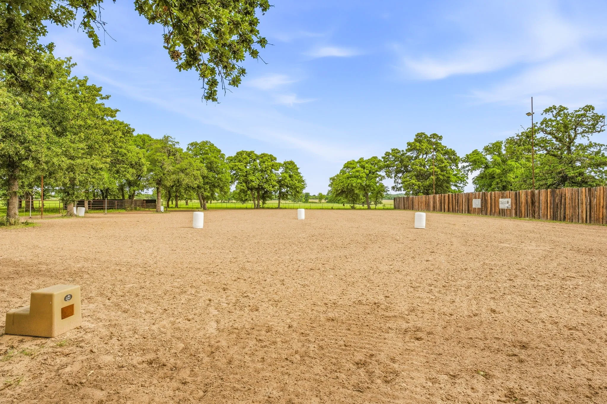 Single Family Residence For Sale in Erath County , 6363 E Fm 1188, Bluff Dale, Texas 76433, 3 Bedroom, 3 Bathroom, 2 Garage spaces, 2,287 Sqft, built in 2002, mls#21191248, Real Estate Agent in Bluff Dale, Homes For Sale in Erath county, Homes For Sale in Bluff Dale, Realtor in Bluff Dale Texas, Real Estate Brokerage Independent Realty Texas, Luminita Cordes Realtor