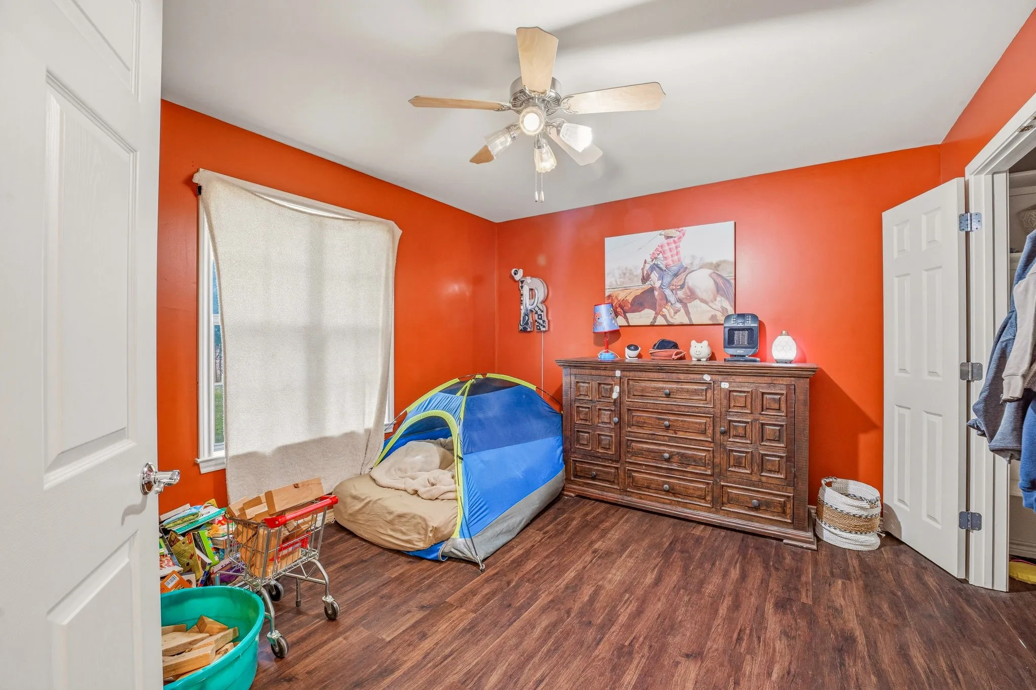 Single Family Residence For Sale in Erath County , 6363 E Fm 1188, Bluff Dale, Texas 76433, 3 Bedroom, 3 Bathroom, 2 Garage spaces, 2,287 Sqft, built in 2002, mls#21191248, Real Estate Agent in Bluff Dale, Homes For Sale in Erath county, Homes For Sale in Bluff Dale, Realtor in Bluff Dale Texas, Real Estate Brokerage Independent Realty Texas, Luminita Cordes Realtor