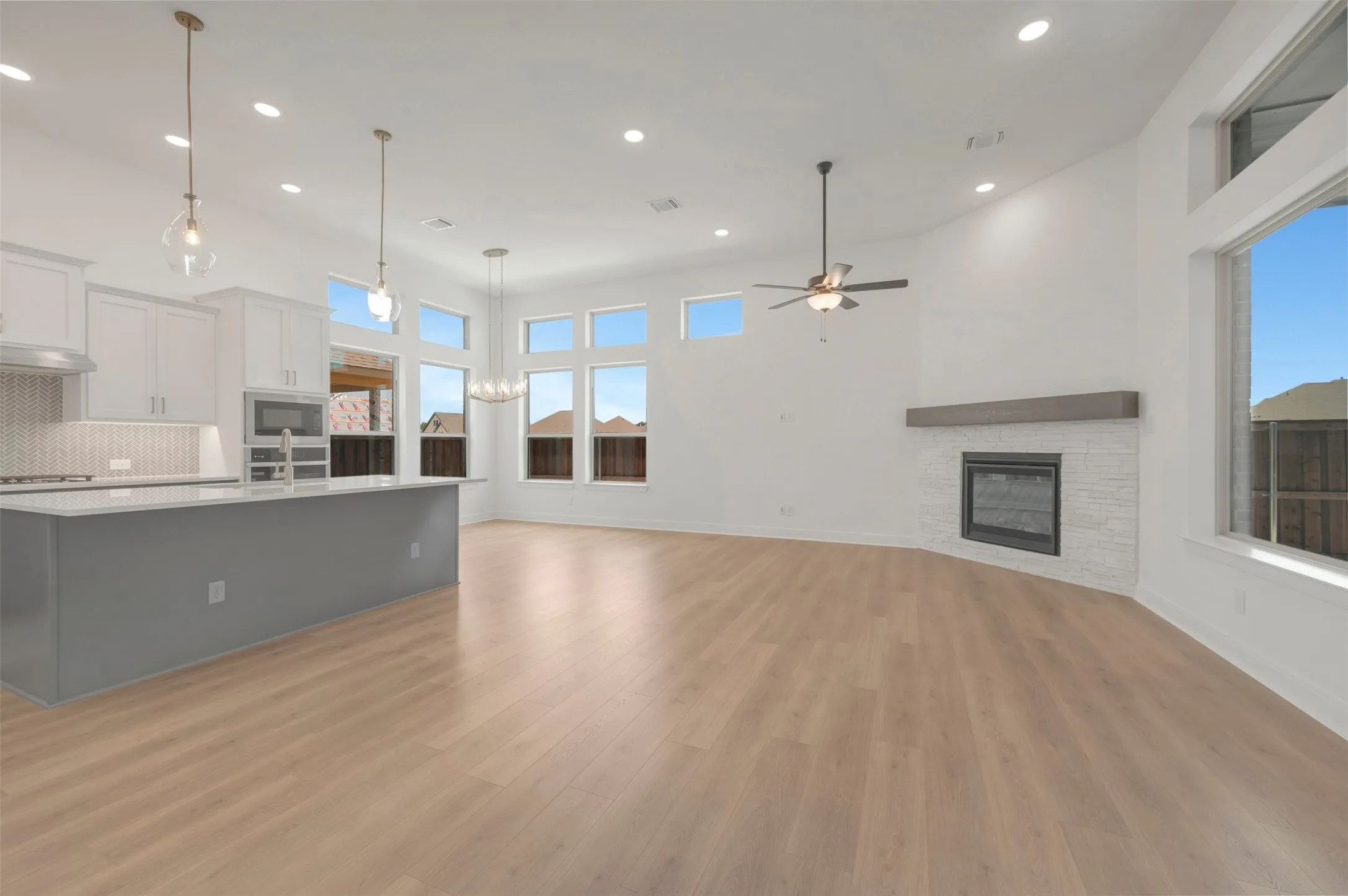 Single Family Residence For Sale in Tarrant County , 4725 Boyds Branch Drive, Arlington, Texas 76005, 2 Bedroom, 2 Bathroom, 2 Garage spaces, 1,864 Sqft, built in 2026, New Construction - Incomplete, mls#21196654, Real Estate Agent in Arlington, Homes For Sale in Tarrant county, Homes For Sale in Arlington, Realtor in Arlington Texas, Real Estate Brokerage Independent Realty Texas, Luminita Cordes Realtor