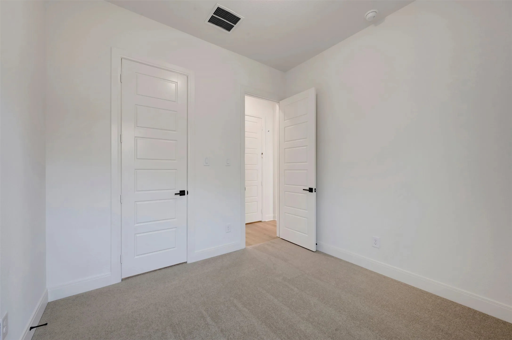 Single Family Residence For Sale in Tarrant County , 4729 Boyds Branch Drive, Arlington, Texas 76005, 2 Bedroom, 2 Bathroom, 2 Garage spaces, 1,884 Sqft, built in 2026, New Construction - Incomplete, mls#21196678, Real Estate Agent in Arlington, Homes For Sale in Tarrant county, Homes For Sale in Arlington, Realtor in Arlington Texas, Real Estate Brokerage Independent Realty Texas, Luminita Cordes Realtor