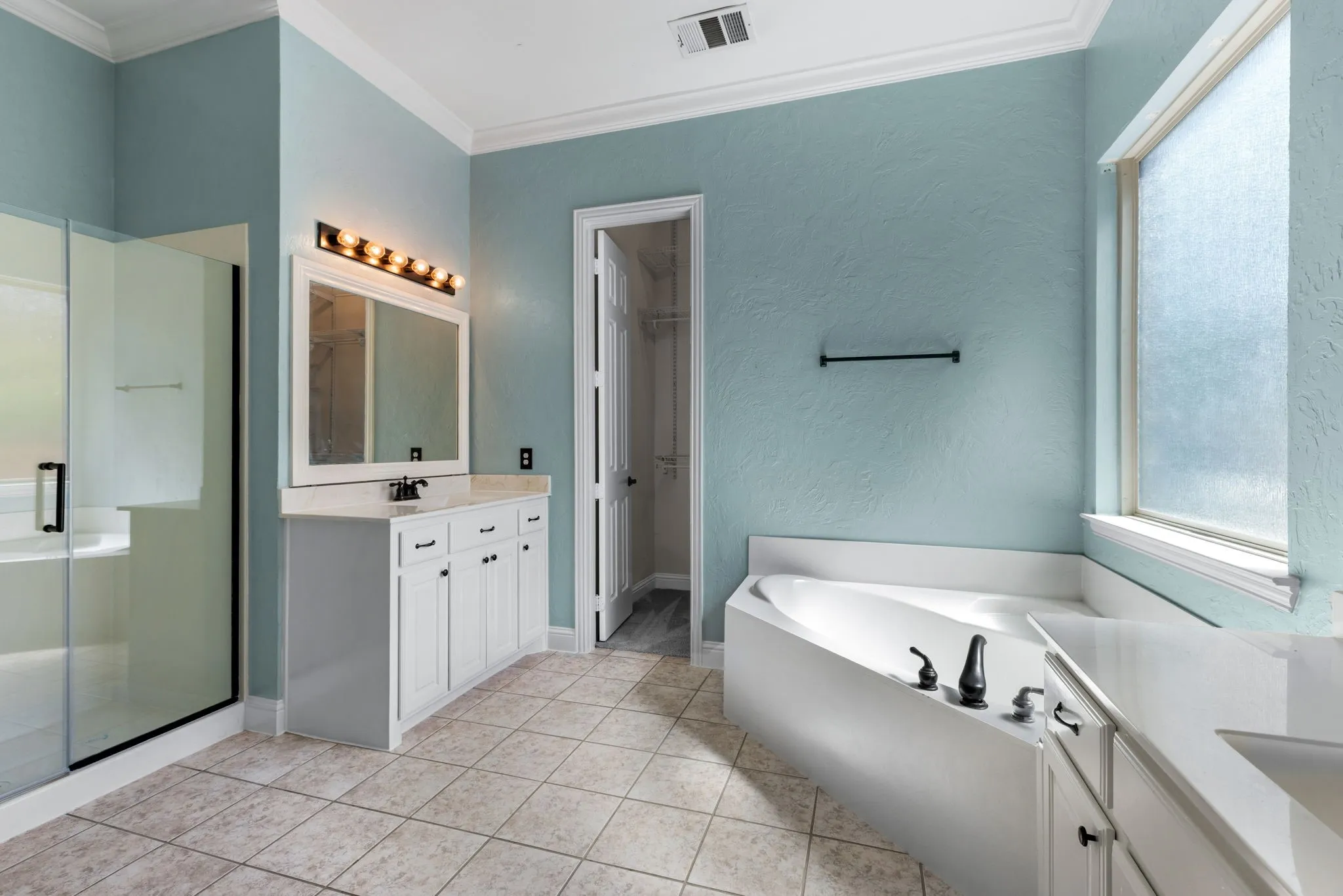 First floor Bathroom