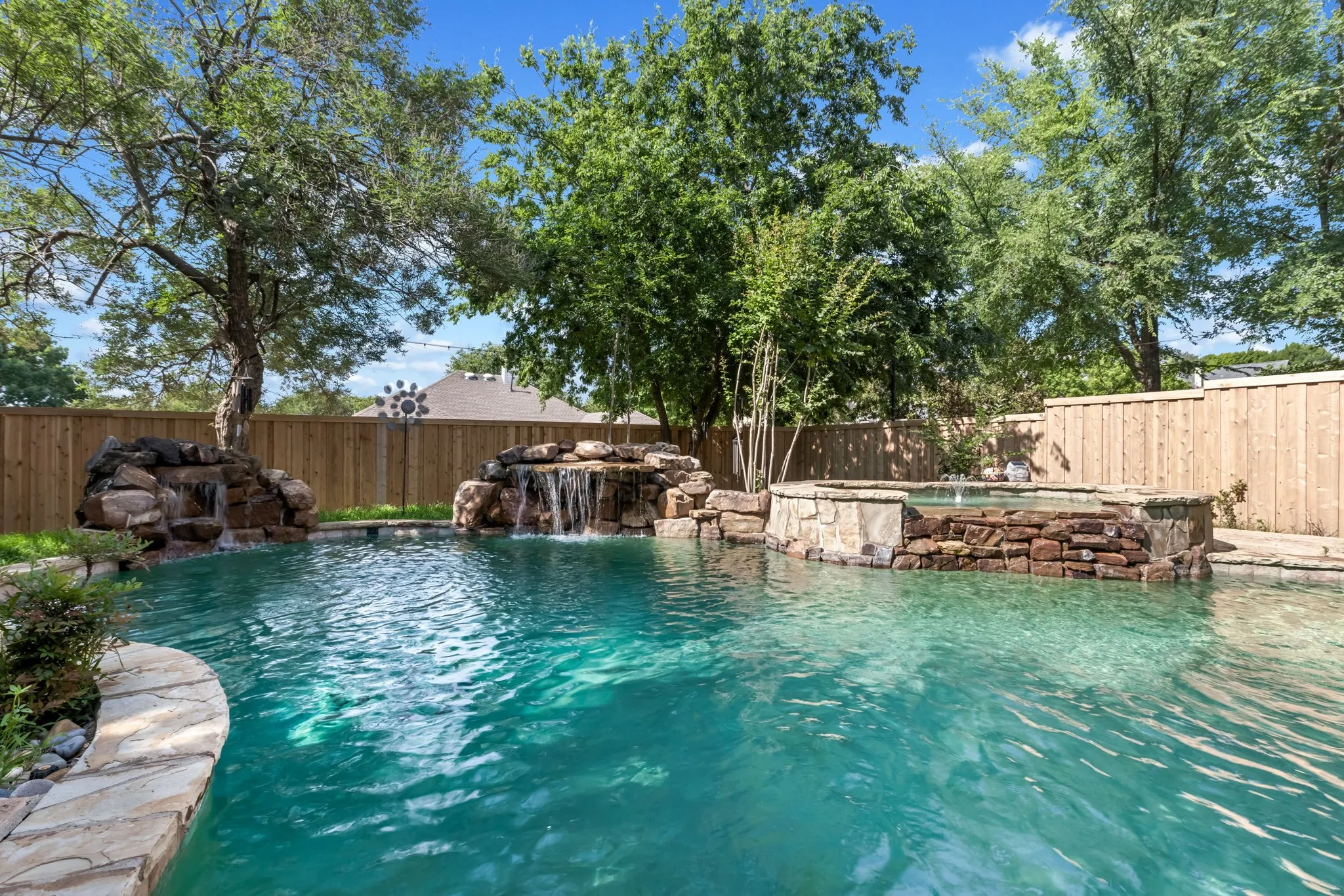 Single Family Residence For Sale in Collin County , 2405 Highgate Drive, Mc Kinney, Texas 75070, 5 Bedroom, 4 Bathroom, 3 Garage spaces, 4,634 Sqft, built in 2001, mls#21195110, Real Estate Agent in Mc Kinney, Homes For Sale in Collin county, Homes For Sale in Mc Kinney, Realtor in Mc Kinney Texas, Real Estate Brokerage Independent Realty Texas, Luminita Cordes Realtor