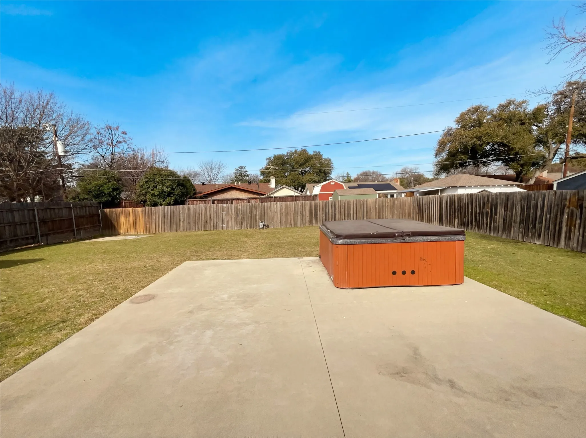 Single Family Residence For Sale in Dallas County , 8541 Strathmore Drive, Dallas, Texas 75238, 3 Bedroom, 3 Bathroom, Garage spaces, 1,381 Sqft, built in 1963, Preowned, mls#21196466, Real Estate Agent in Dallas, Homes For Sale in Dallas county, Homes For Sale in Dallas, Realtor in Dallas Texas, Real Estate Brokerage Independent Realty Texas, Luminita Cordes Realtor