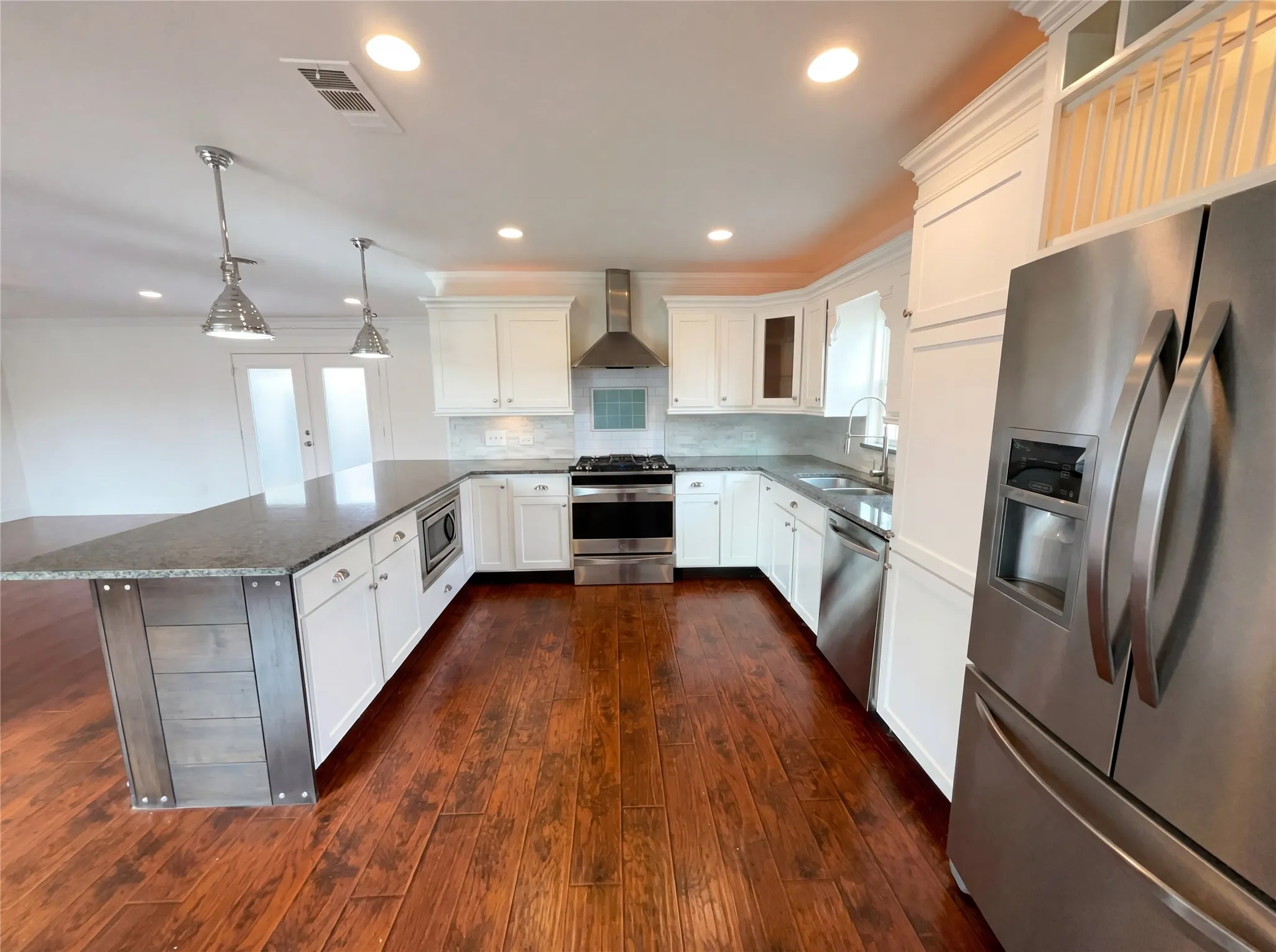 Single Family Residence For Sale in Dallas County , 8541 Strathmore Drive, Dallas, Texas 75238, 3 Bedroom, 3 Bathroom, Garage spaces, 1,381 Sqft, built in 1963, Preowned, mls#21196466, Real Estate Agent in Dallas, Homes For Sale in Dallas county, Homes For Sale in Dallas, Realtor in Dallas Texas, Real Estate Brokerage Independent Realty Texas, Luminita Cordes Realtor