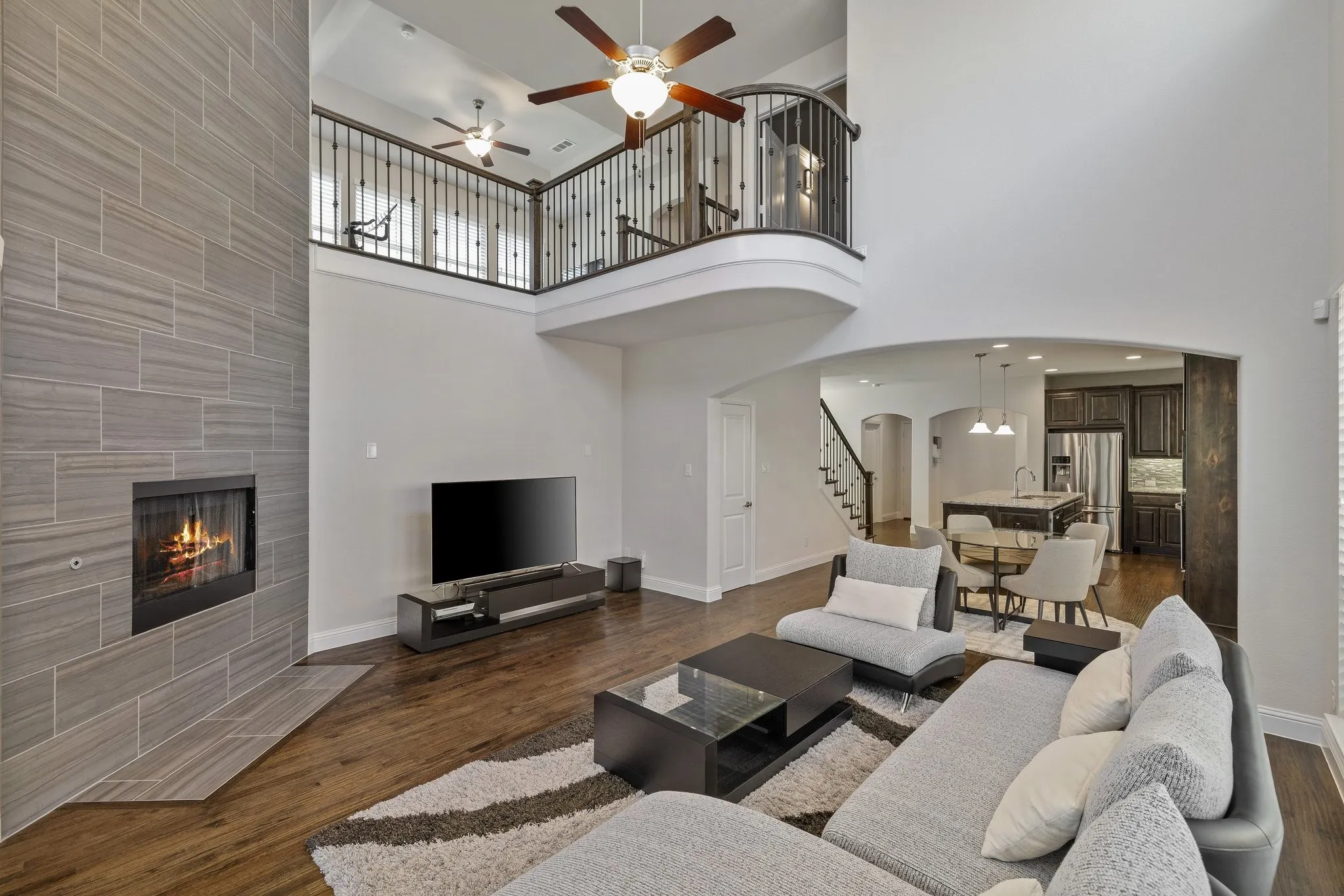 Single Family Residence For Sale in Denton County , 409 Palamedes Street, Lewisville, Texas 75056, 4 Bedroom, 4 Bathroom, 2 Garage spaces, 3,165 Sqft, built in 2016, Preowned, mls#21191938, Real Estate Agent in Lewisville, Homes For Sale in Denton county, Homes For Sale in Lewisville, Realtor in Lewisville Texas, Real Estate Brokerage Independent Realty Texas, Luminita Cordes Realtor