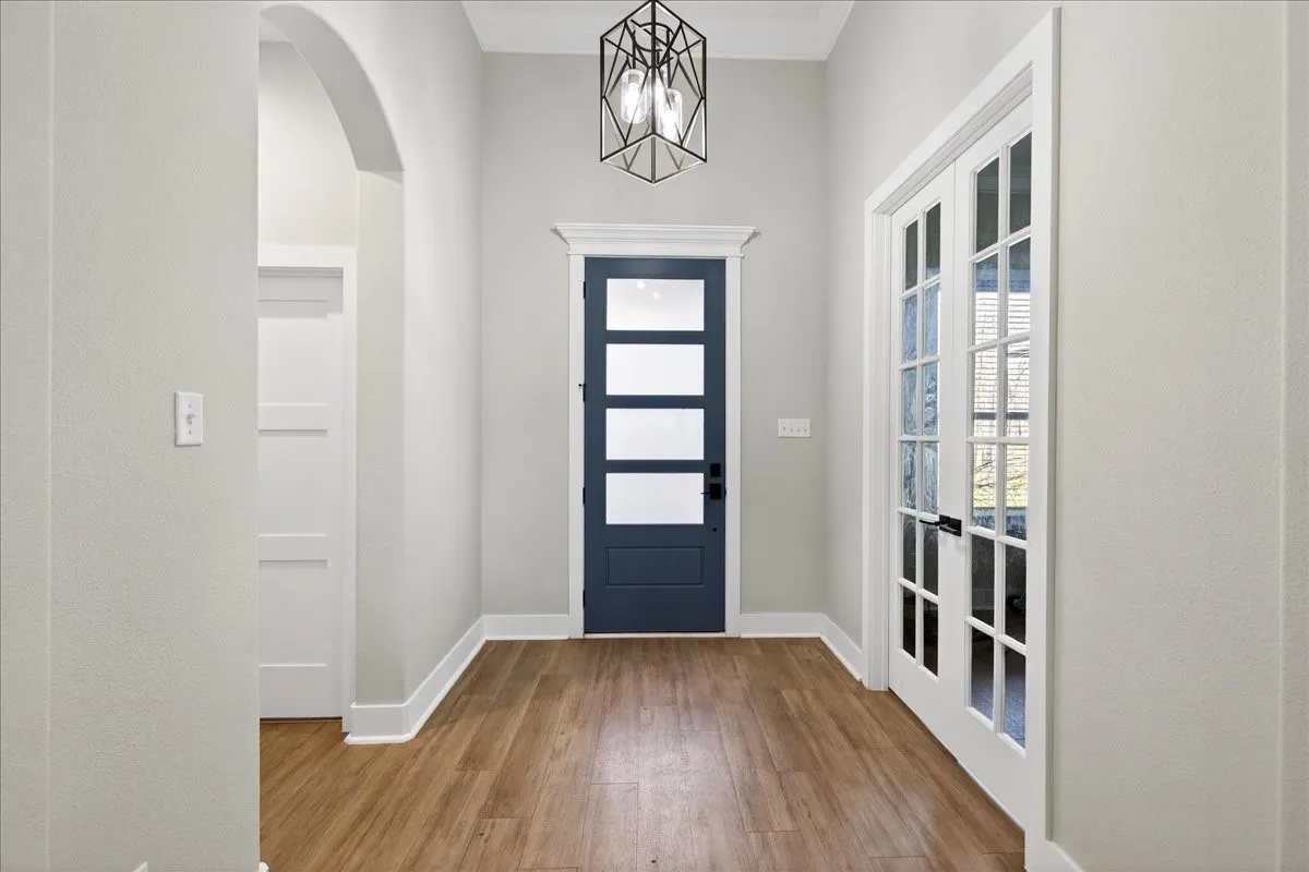 Single Family Residence For Sale in Kaufman County , 107 Oakbend Trail, Mabank, Texas 75147, 4 Bedroom, 3 Bathroom, 3 Garage spaces, 2,516 Sqft, built in 2022, Preowned, mls#21196171, Real Estate Agent in Mabank, Homes For Sale in Kaufman county, Homes For Sale in Mabank, Realtor in Mabank Texas, Real Estate Brokerage Independent Realty Texas, Luminita Cordes Realtor