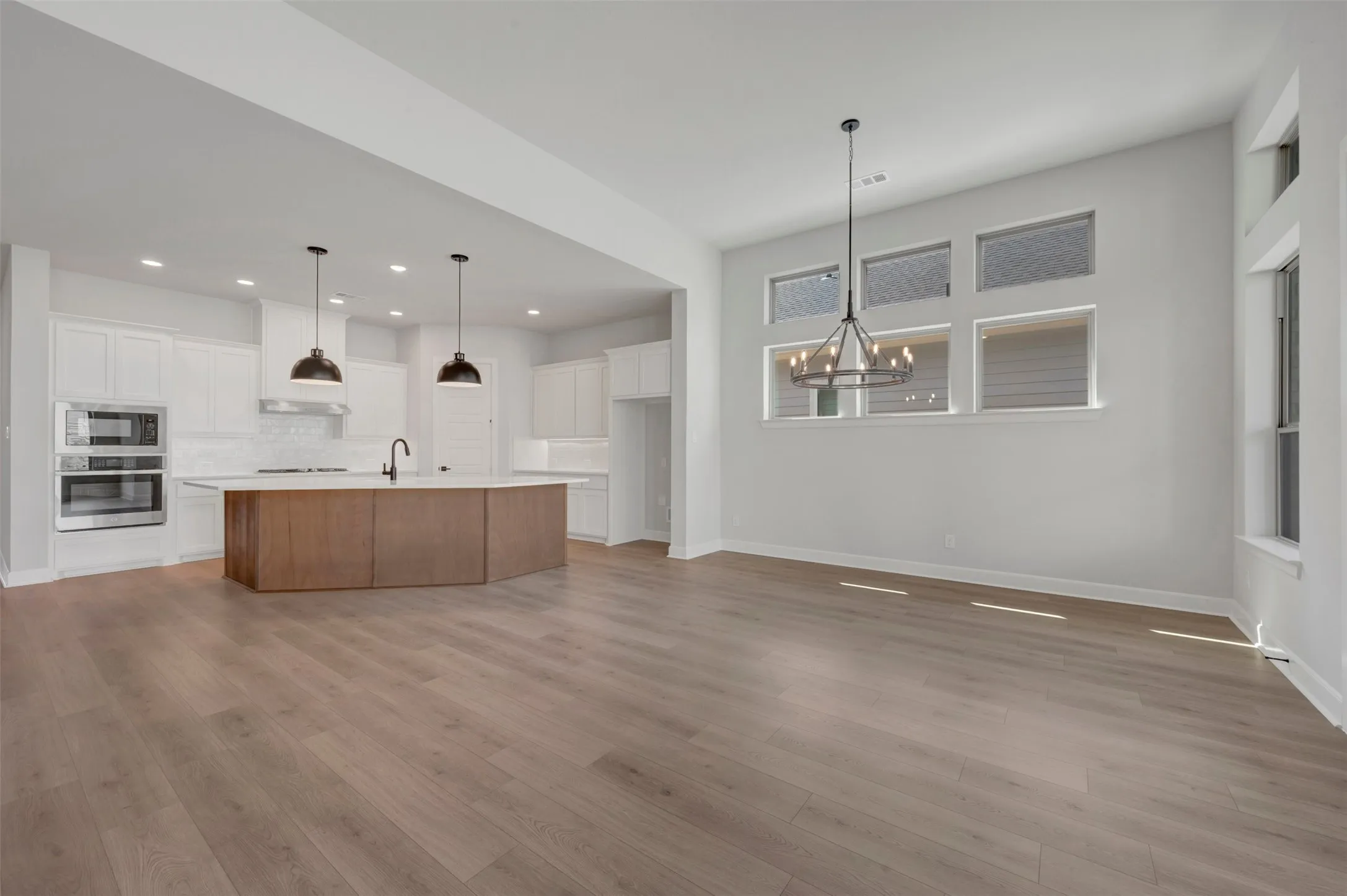 Single Family Residence For Sale in Denton County , 11725 Wildwood Street, Justin, Texas 76247, 4 Bedroom, 3 Bathroom, 2 Garage spaces, 2,445 Sqft, built in 2026, mls#21196745, Real Estate Agent in Justin, Homes For Sale in Denton county, Homes For Sale in Justin, Realtor in Justin Texas, Real Estate Brokerage Independent Realty Texas, Luminita Cordes Realtor
