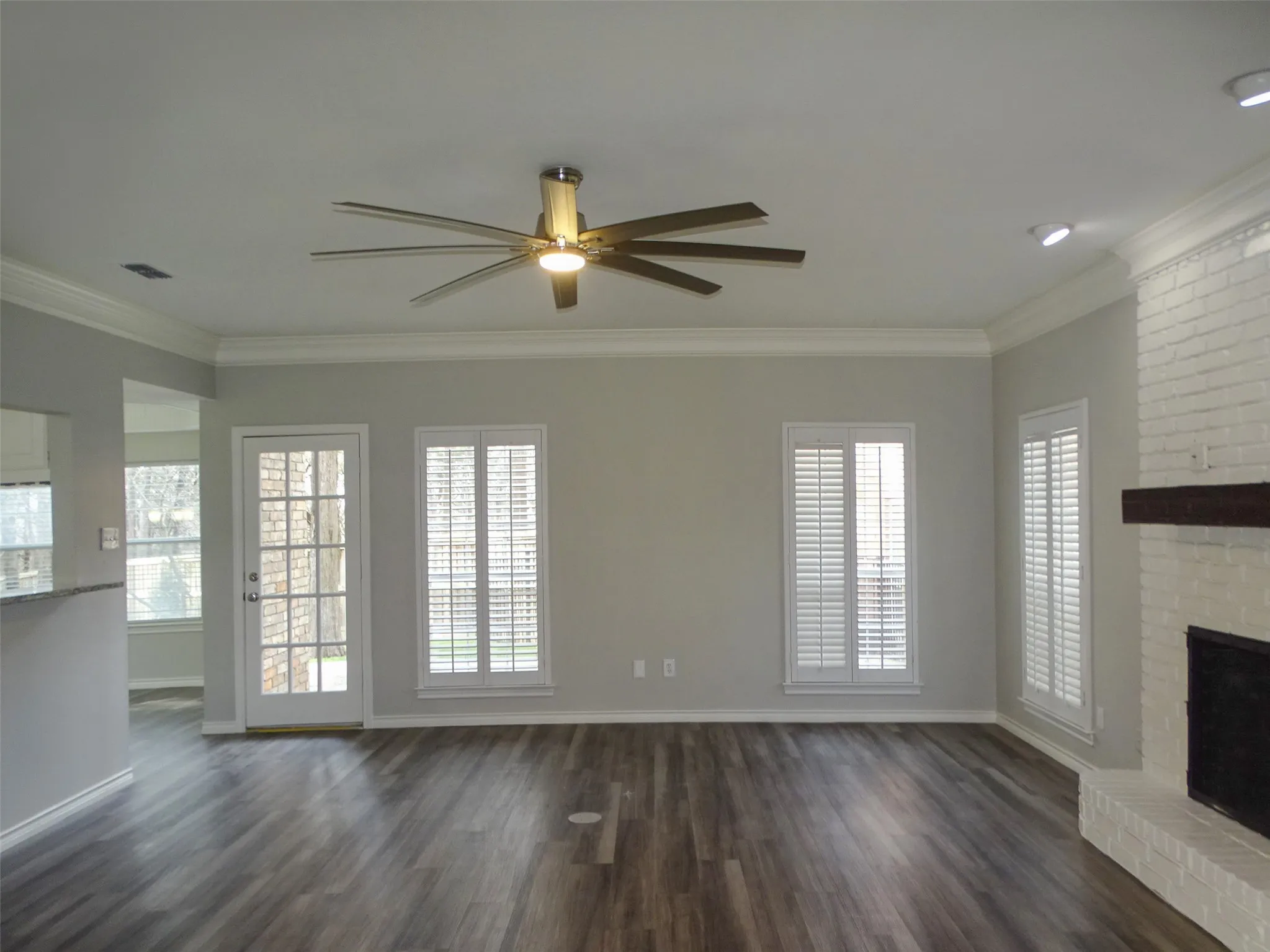 Single Family Residence For Sale in Dallas County , 909 Hickory Knob Circle, Cedar Hill, Texas 75104, 3 Bedroom, 3 Bathroom, 3 Garage spaces, 2,886 Sqft, built in 1990, Preowned, mls#21194850, Real Estate Agent in Cedar Hill, Homes For Sale in Dallas county, Homes For Sale in Cedar Hill, Realtor in Cedar Hill Texas, Real Estate Brokerage Independent Realty Texas, Luminita Cordes Realtor