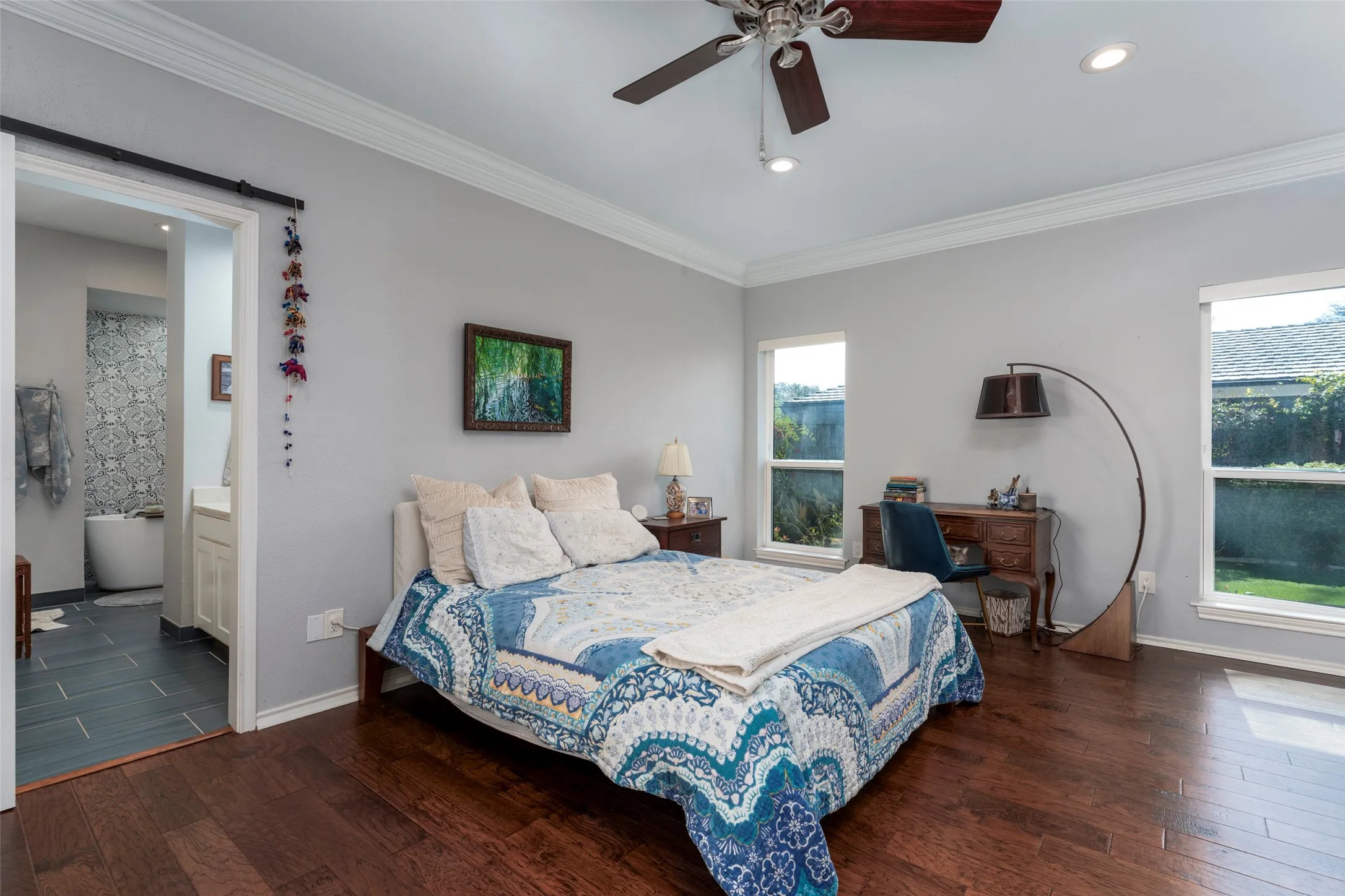 Single Family Residence For Sale in Tarrant County , 1509 Riverview Drive, Arlington, Texas 76012, 4 Bedroom, 4 Bathroom, 2 Garage spaces, 3,429 Sqft, built in 1976, Preowned, Price $650,000, mls#21196657, Real Estate Agent in Arlington, Homes For Sale in Tarrant county, Homes For Sale in Arlington, Realtor in Arlington Texas, Real Estate Brokerage Independent Realty Texas, Luminita Cordes Realtor