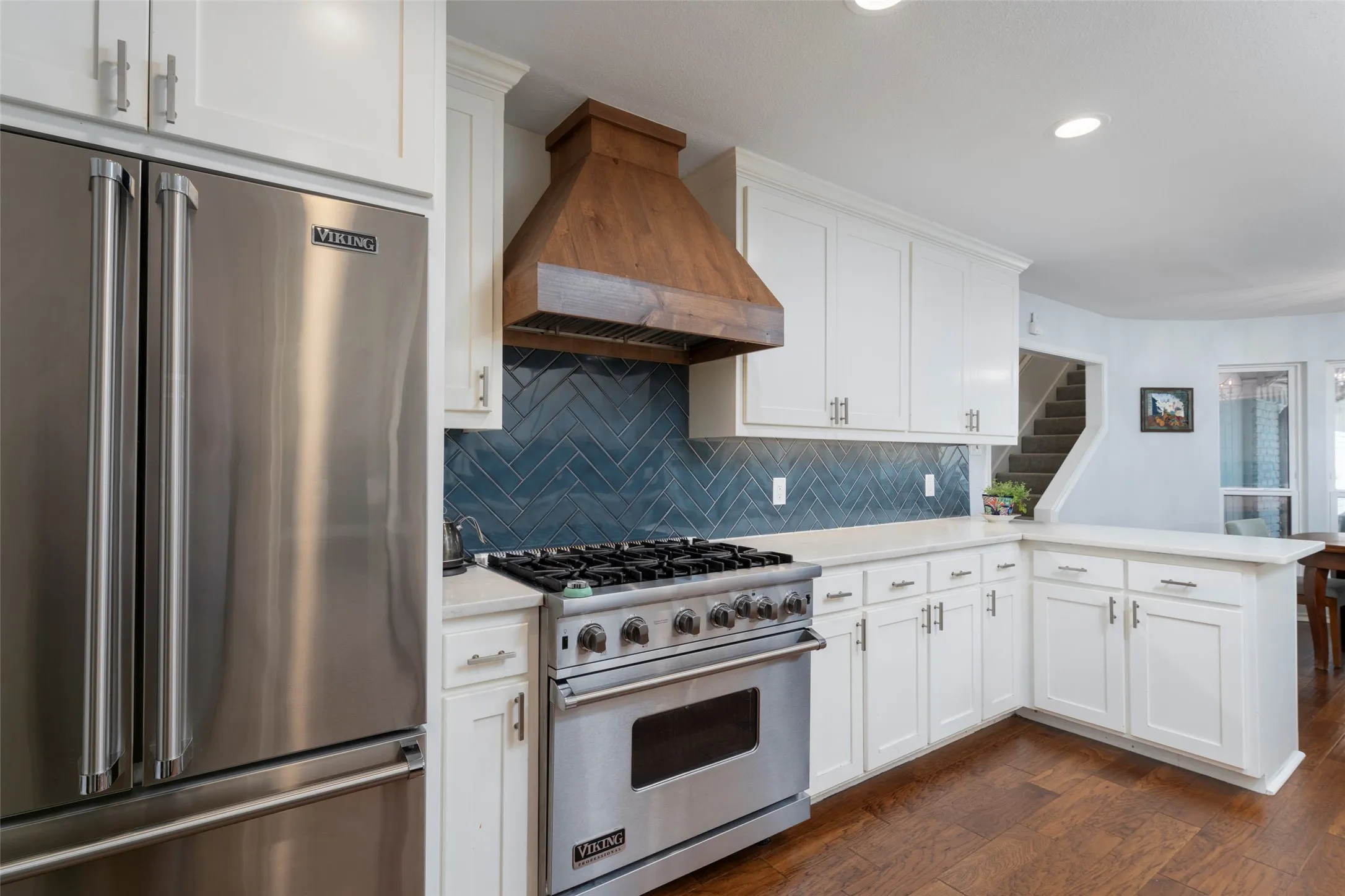 Single Family Residence For Sale in Tarrant County , 1509 Riverview Drive, Arlington, Texas 76012, 4 Bedroom, 4 Bathroom, 2 Garage spaces, 3,429 Sqft, built in 1976, Preowned, Price $650,000, mls#21196657, Real Estate Agent in Arlington, Homes For Sale in Tarrant county, Homes For Sale in Arlington, Realtor in Arlington Texas, Real Estate Brokerage Independent Realty Texas, Luminita Cordes Realtor