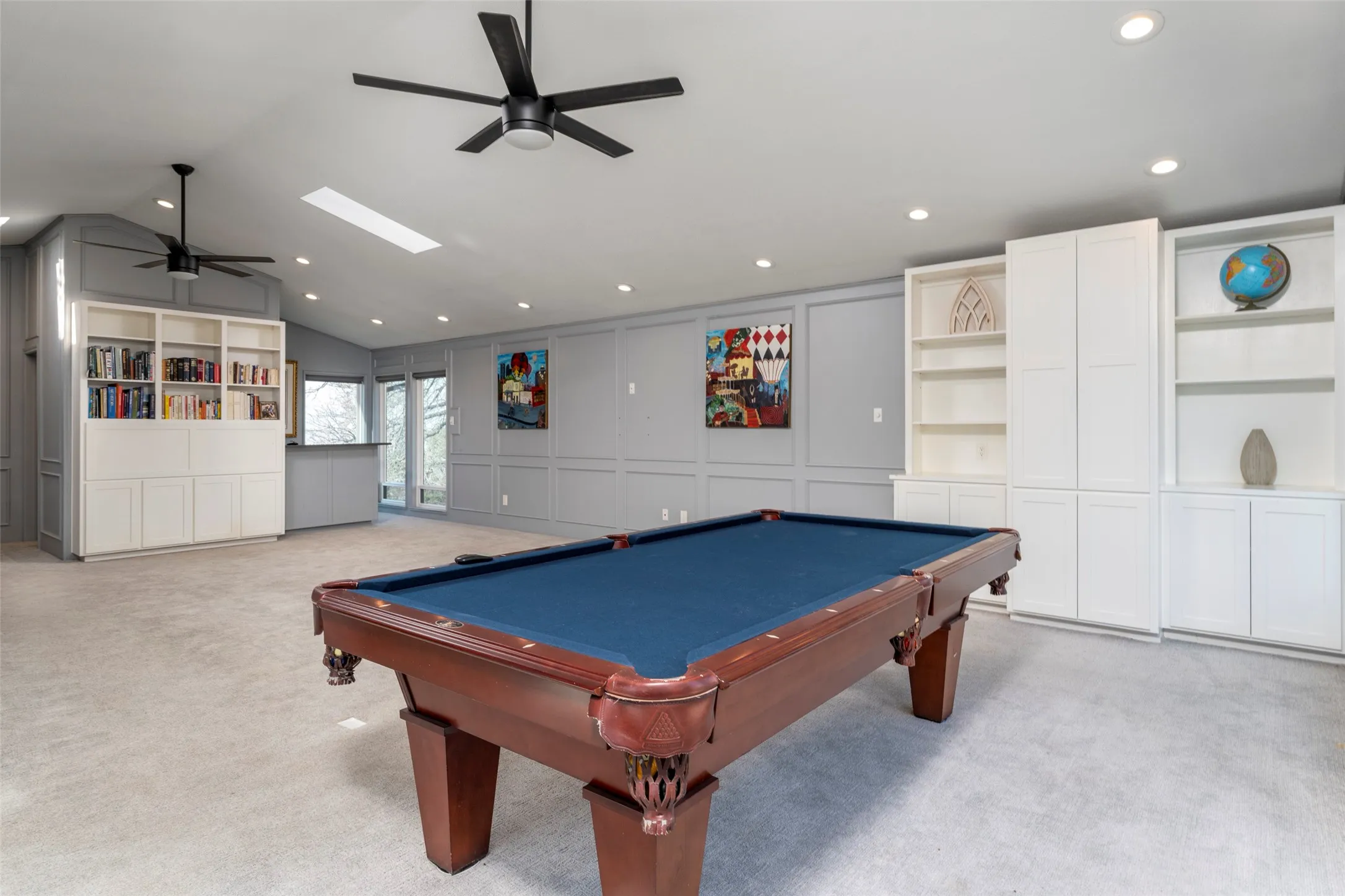Single Family Residence For Sale in Tarrant County , 1509 Riverview Drive, Arlington, Texas 76012, 4 Bedroom, 4 Bathroom, 2 Garage spaces, 3,429 Sqft, built in 1976, Preowned, Price $650,000, mls#21196657, Real Estate Agent in Arlington, Homes For Sale in Tarrant county, Homes For Sale in Arlington, Realtor in Arlington Texas, Real Estate Brokerage Independent Realty Texas, Luminita Cordes Realtor