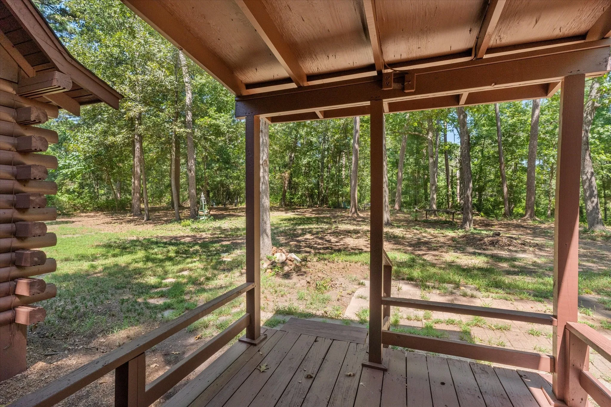 Single Family Residence For Sale in Wood County , 229 County Road 4554, Winnsboro, Texas 75494, 2 Bedrooms, 2 Bathrooms, Garage spaces, 1,488 Sqft, built in 1994, Preowned, Price $315,000, mls#21194146, Real Estate Agent in Winnsboro, Homes For Sale in Wood county, Homes For Sale in Winnsboro, Realtor in Winnsboro Texas, Real Estate Brokerage Independent Realty Texas, Luminita Cordes Realtor