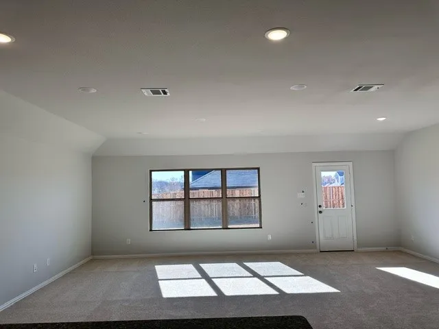 Single Family Residence For Rent in Grayson County , 509 Brook View Drive, Van Alstyne, Texas 75495, 4 Bedroom, 3 Bathroom, 2 Garage spaces, 1,798 Sqft, built in 2023, Preowned, mls#21196847, Real Estate Agent in Van Alstyne, Homes For Rent in Grayson county, Homes For Rent in Van Alstyne, Realtor in Van Alstyne Texas, Real Estate Brokerage Independent Realty Texas, Luminita Cordes Realtor