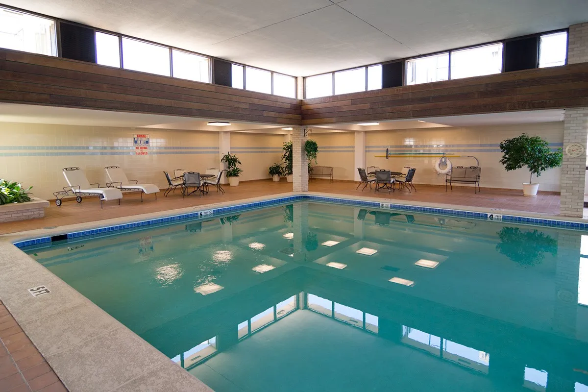 Condominium For Sale in Dallas County , 6335 W Northwest Highway 913, Dallas, Texas 75225, 2 Bedroom, 2 Bathroom, 2 Garage spaces, 1,543 Sqft, built in 1966, Preowned, mls#21194578, Real Estate Agent in Dallas, Homes For Sale in Dallas county, Homes For Sale in Dallas, Realtor in Dallas Texas, Real Estate Brokerage Independent Realty Texas, Luminita Cordes Realtor