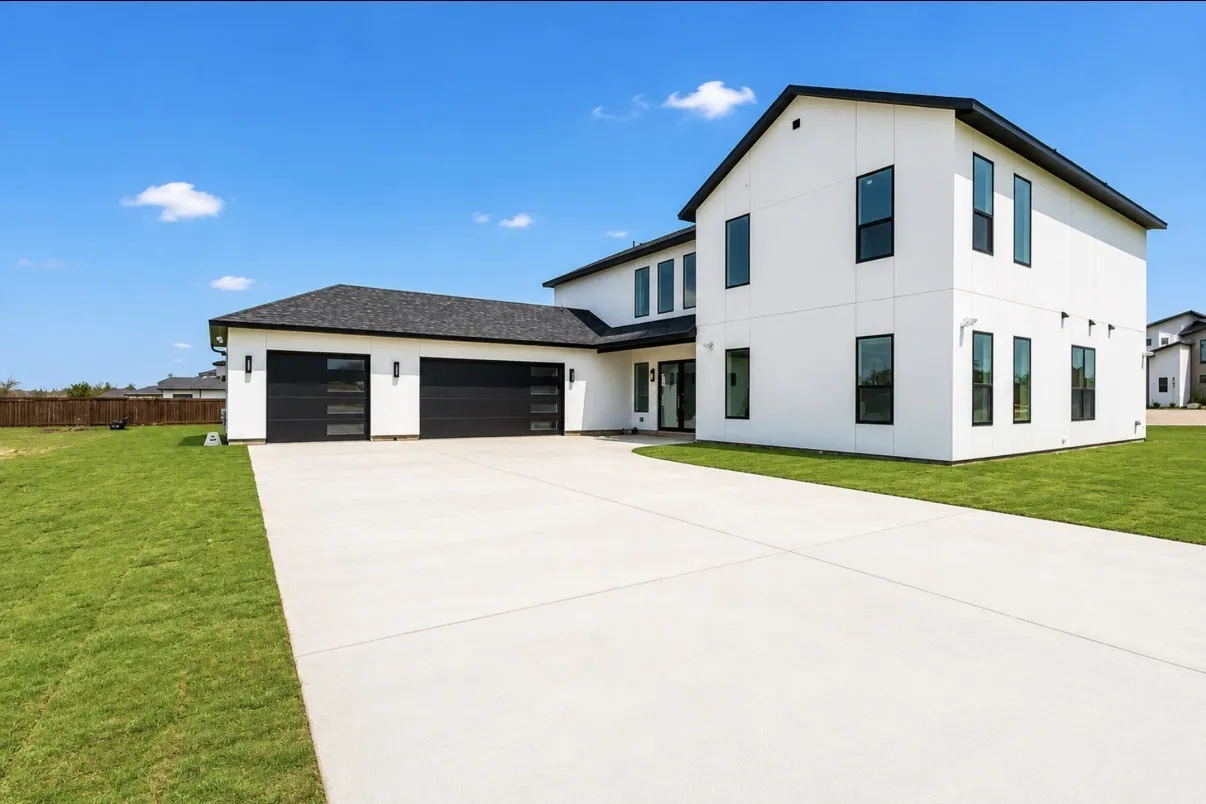 Single Family Residence For Sale in Ellis County , 436 Whispering Way, Red Oak, Texas 75154, 4 Bedroom, 5 Bathroom, 3 Garage spaces, 4,148 Sqft, built in 2026, mls#21196888, Real Estate Agent in Red Oak, Homes For Sale in Ellis county, Homes For Sale in Red Oak, Realtor in Red Oak Texas, Real Estate Brokerage Independent Realty Texas, Luminita Cordes Realtor