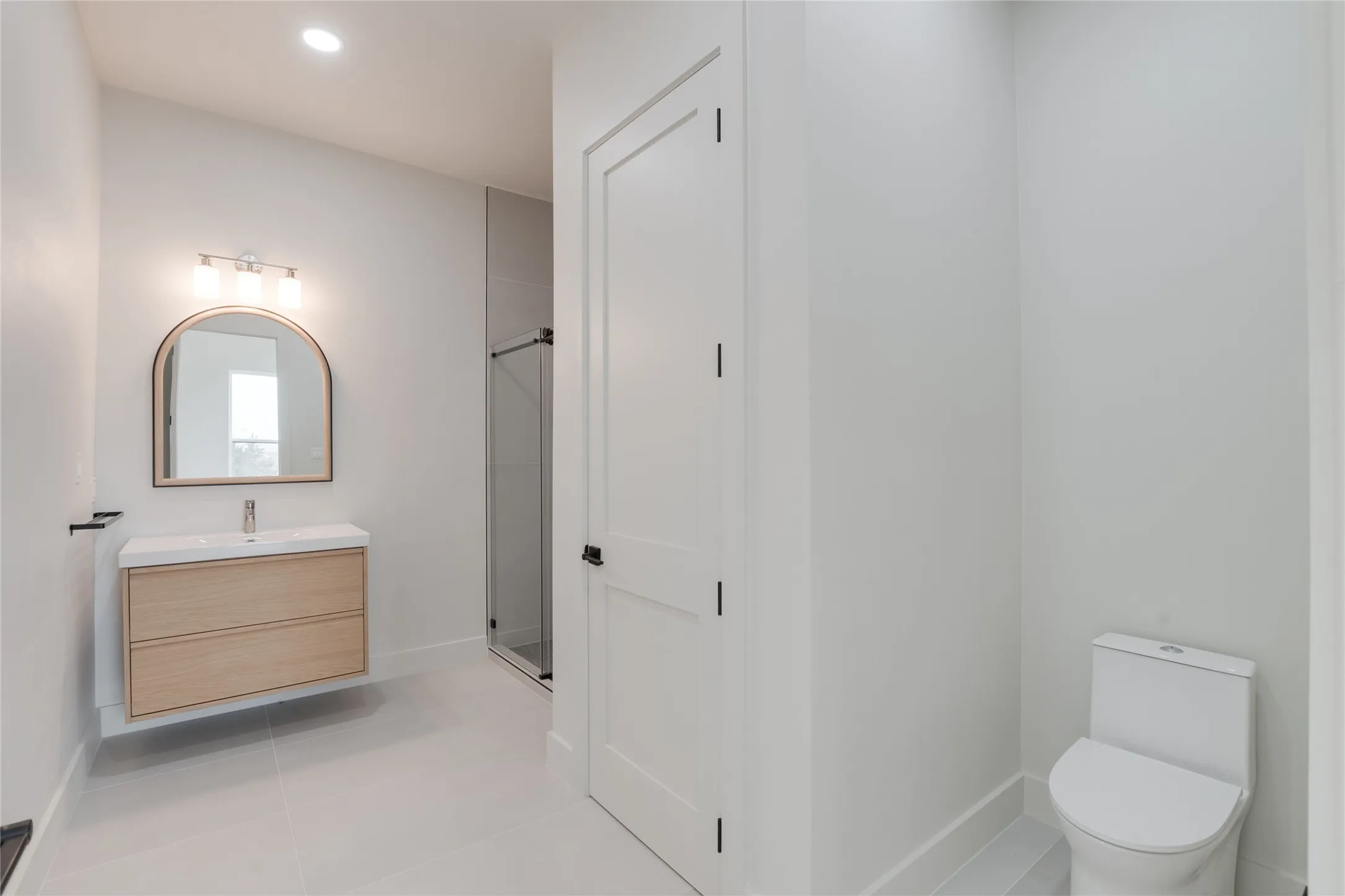 Single Family Residence For Sale in Ellis County , 436 Whispering Way, Red Oak, Texas 75154, 4 Bedroom, 5 Bathroom, 3 Garage spaces, 4,148 Sqft, built in 2026, mls#21196888, Real Estate Agent in Red Oak, Homes For Sale in Ellis county, Homes For Sale in Red Oak, Realtor in Red Oak Texas, Real Estate Brokerage Independent Realty Texas, Luminita Cordes Realtor