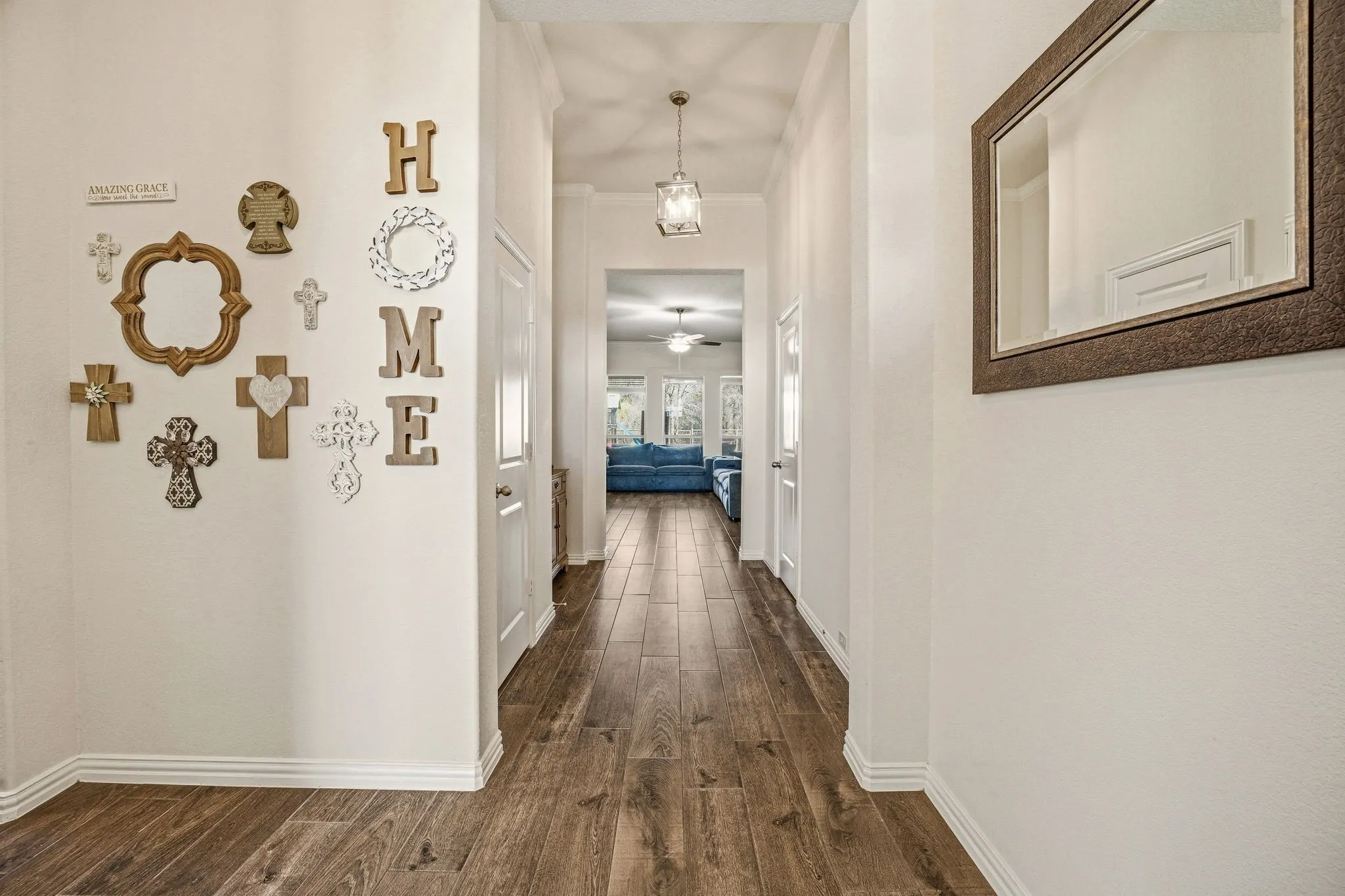 Single Family Residence For Sale in Parker County , 1062 Rio Grande Way, Weatherford, Texas 76087, 4 Bedroom, 2 Bathroom, 2 Garage spaces, 2,436 Sqft, built in 2018, mls#21196012, Real Estate Agent in Weatherford, Homes For Sale in Parker county, Homes For Sale in Weatherford, Realtor in Weatherford Texas, Real Estate Brokerage Independent Realty Texas, Luminita Cordes Realtor