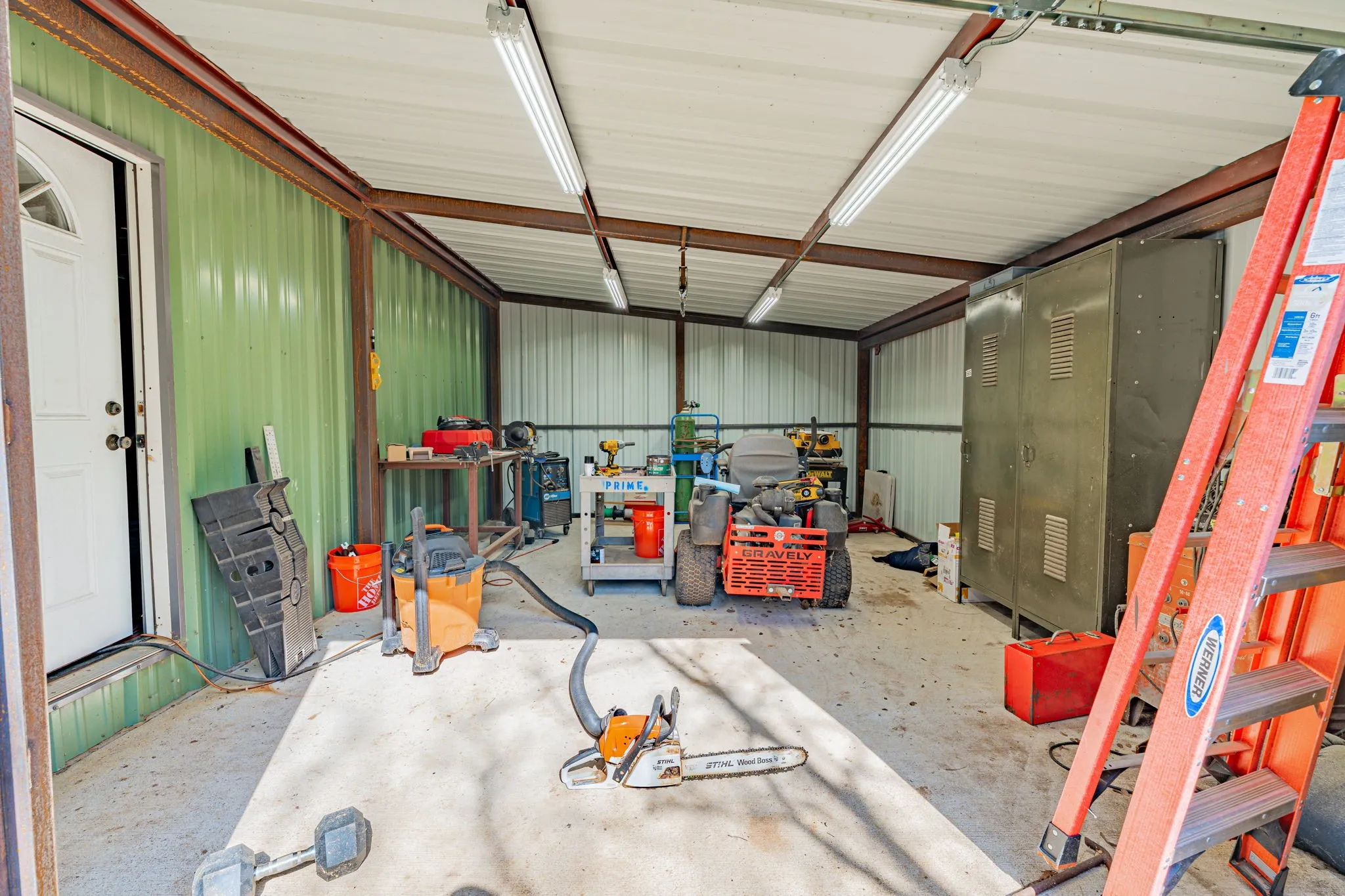 Single Family Residence For Sale in Parker County , 1062 Rio Grande Way, Weatherford, Texas 76087, 4 Bedroom, 2 Bathroom, 2 Garage spaces, 2,436 Sqft, built in 2018, mls#21196012, Real Estate Agent in Weatherford, Homes For Sale in Parker county, Homes For Sale in Weatherford, Realtor in Weatherford Texas, Real Estate Brokerage Independent Realty Texas, Luminita Cordes Realtor