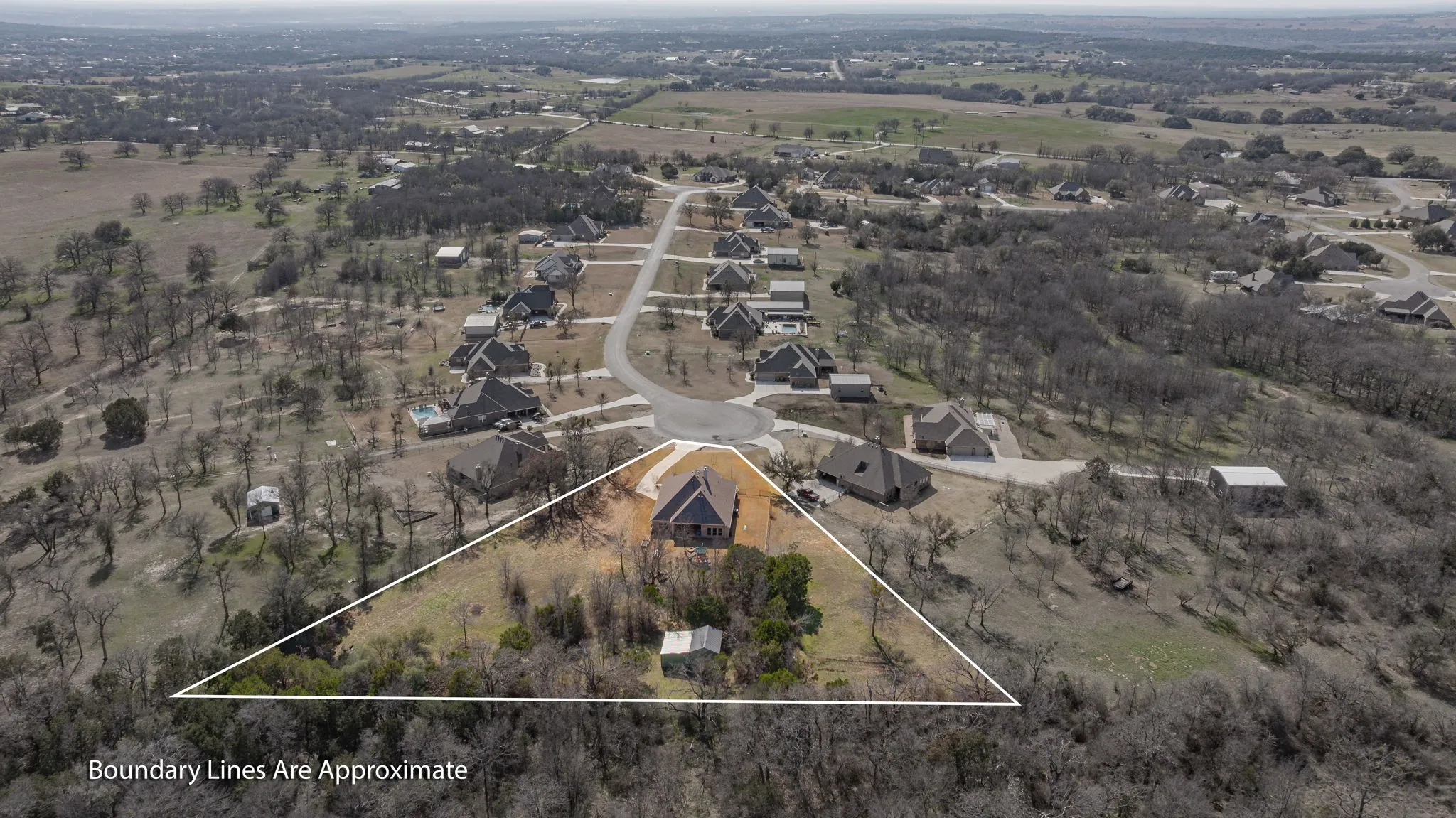 Single Family Residence For Sale in Parker County , 1062 Rio Grande Way, Weatherford, Texas 76087, 4 Bedroom, 2 Bathroom, 2 Garage spaces, 2,436 Sqft, built in 2018, mls#21196012, Real Estate Agent in Weatherford, Homes For Sale in Parker county, Homes For Sale in Weatherford, Realtor in Weatherford Texas, Real Estate Brokerage Independent Realty Texas, Luminita Cordes Realtor