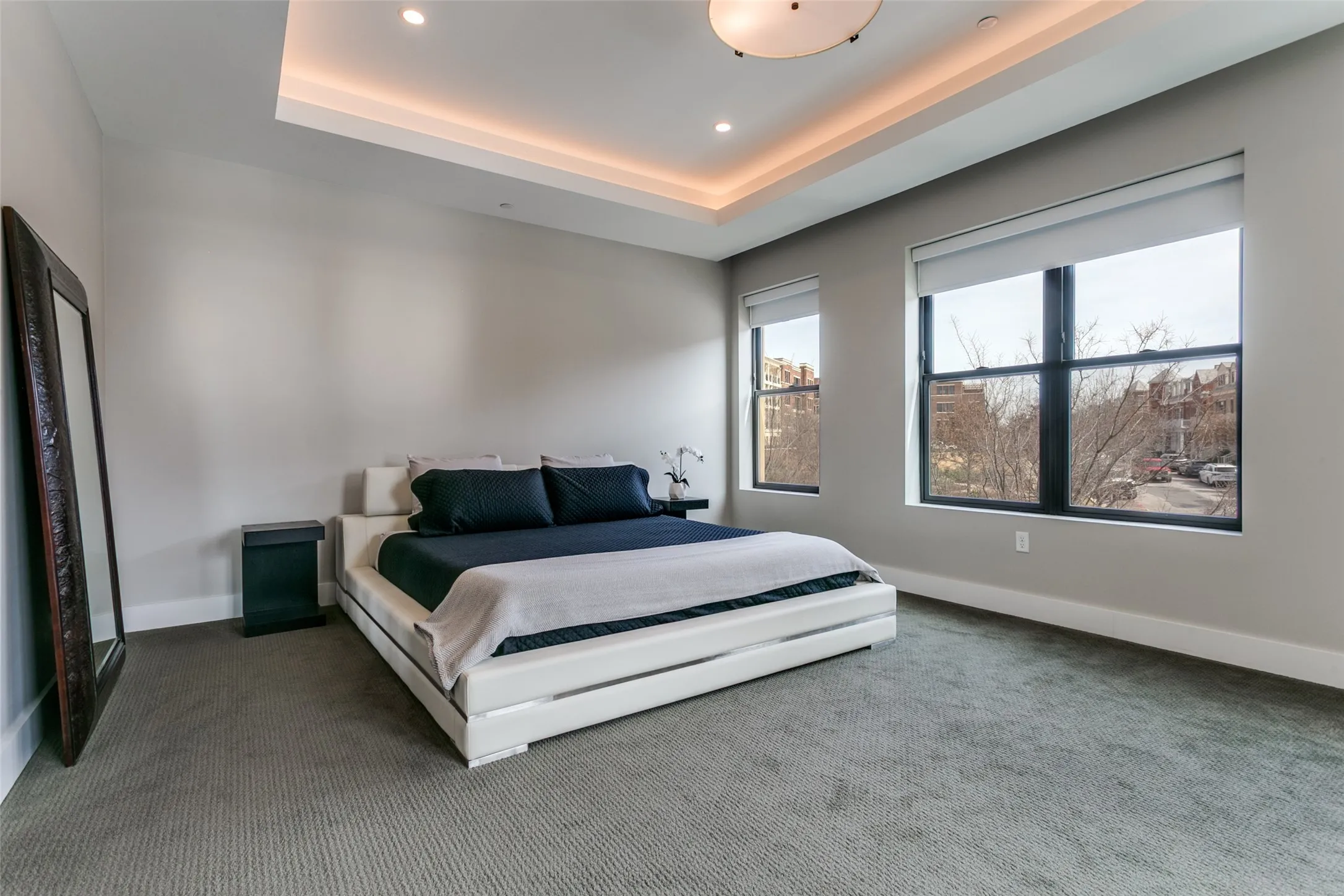 Condominium For Sale in Tarrant County , 350 Central Avenue 206, Southlake, Texas 76092, 3 Bedroom, 3 Bathroom, 2 Garage spaces, 2,470 Sqft, built in 2020, Preowned, mls#21188219, Real Estate Agent in Southlake, Homes For Sale in Tarrant county, Homes For Sale in Southlake, Realtor in Southlake Texas, Real Estate Brokerage Independent Realty Texas, Luminita Cordes Realtor
