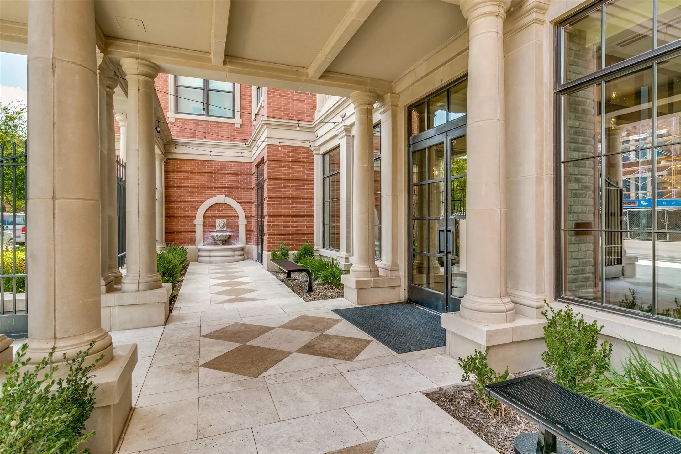 Condominium For Sale in Tarrant County , 350 Central Avenue 206, Southlake, Texas 76092, 3 Bedroom, 3 Bathroom, 2 Garage spaces, 2,470 Sqft, built in 2020, Preowned, mls#21188219, Real Estate Agent in Southlake, Homes For Sale in Tarrant county, Homes For Sale in Southlake, Realtor in Southlake Texas, Real Estate Brokerage Independent Realty Texas, Luminita Cordes Realtor