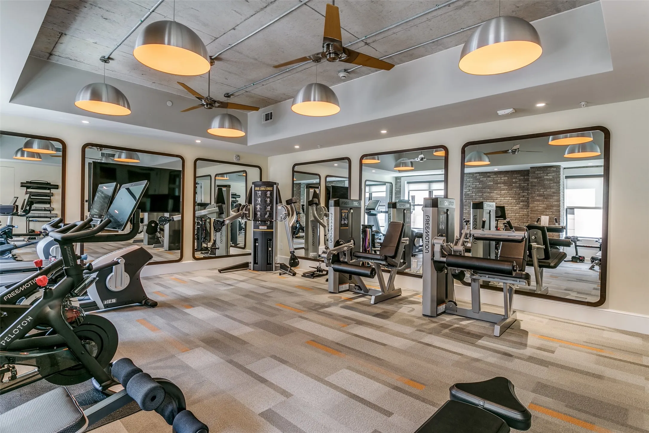 Condominium For Sale in Tarrant County , 350 Central Avenue 206, Southlake, Texas 76092, 3 Bedroom, 3 Bathroom, 2 Garage spaces, 2,470 Sqft, built in 2020, Preowned, mls#21188219, Real Estate Agent in Southlake, Homes For Sale in Tarrant county, Homes For Sale in Southlake, Realtor in Southlake Texas, Real Estate Brokerage Independent Realty Texas, Luminita Cordes Realtor