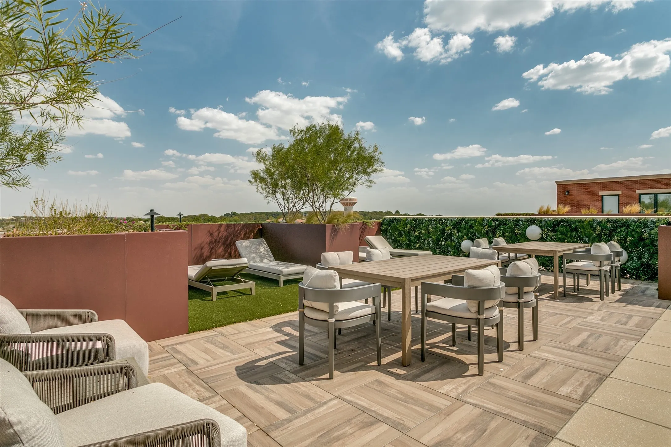 Condominium For Sale in Tarrant County , 350 Central Avenue 206, Southlake, Texas 76092, 3 Bedroom, 3 Bathroom, 2 Garage spaces, 2,470 Sqft, built in 2020, Preowned, mls#21188219, Real Estate Agent in Southlake, Homes For Sale in Tarrant county, Homes For Sale in Southlake, Realtor in Southlake Texas, Real Estate Brokerage Independent Realty Texas, Luminita Cordes Realtor