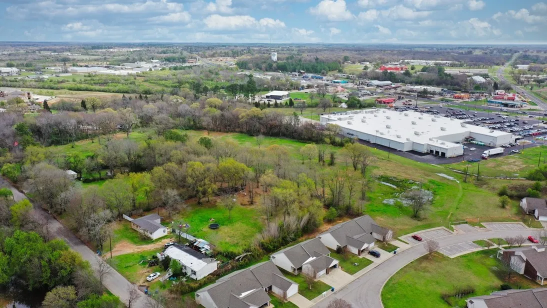 Unimproved Land For Sale in Henderson County , 504 Wood Street, Athens, Texas 75751, 0, 0, Garage spaces, 0 Sqft, built in 0, mls#21196934, Real Estate Agent in Athens, Homes For Sale in Henderson county, Homes For Sale in Athens, Realtor in Athens Texas, Real Estate Brokerage Independent Realty Texas, Luminita Cordes Realtor