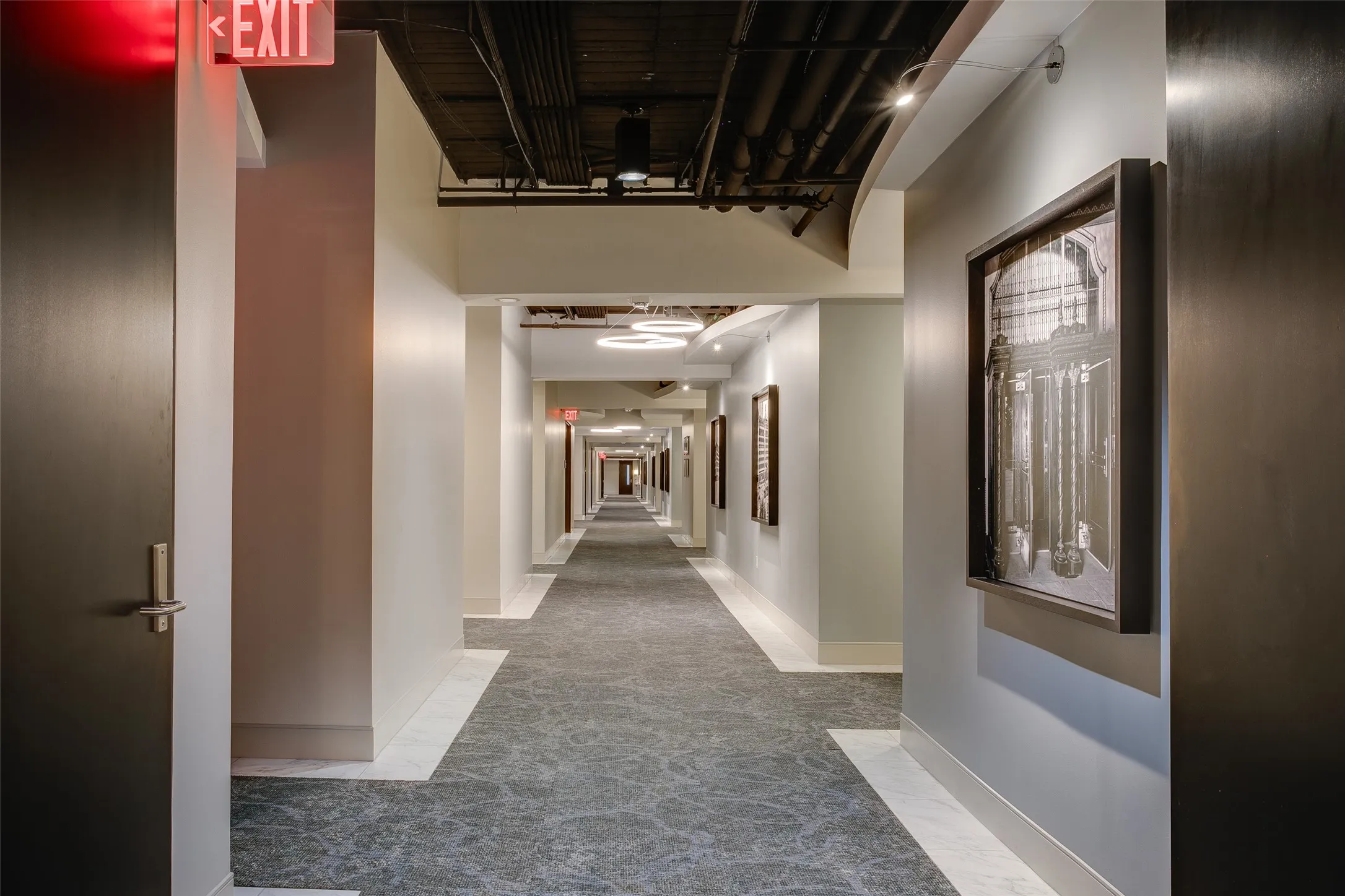Condominium For Sale in Tarrant County , 2600 W 7th Street 2614, Fort Worth, Texas 76107, 2 Bedroom, 2 Bathroom, 2 Garage spaces, 1,546 Sqft, built in 1928, mls#21196890, Real Estate Agent in Fort Worth, Homes For Sale in Tarrant county, Homes For Sale in Fort Worth, Realtor in Fort Worth Texas, Real Estate Brokerage Independent Realty Texas, Luminita Cordes Realtor