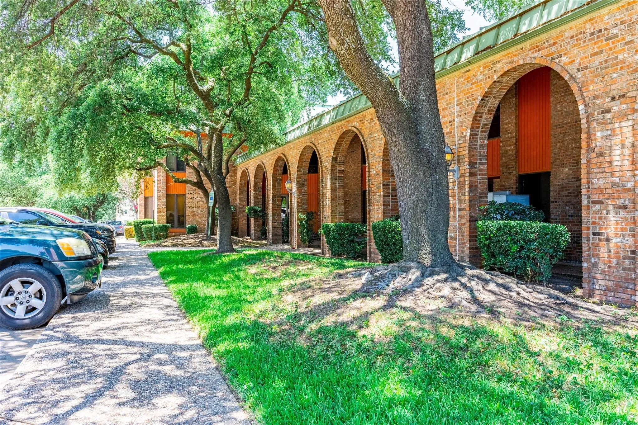 Office For Sale in Dallas County , 12989 Jupiter Road no 105, Dallas, Texas 75238, 0, 0, Garage spaces, 0 Sqft, built in 1982, Preowned, mls#21196965, Real Estate Agent in Dallas, Homes For Sale in Dallas county, Homes For Sale in Dallas, Realtor in Dallas Texas, Real Estate Brokerage Independent Realty Texas, Luminita Cordes Realtor