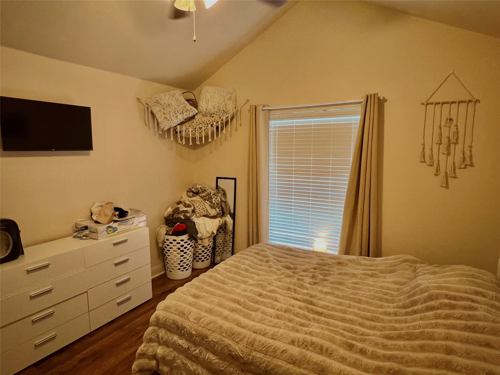 Single Family Residence For Sale in Kaufman County , 9595 County Road 262, Crandall, Texas 75114, 5 Bedroom, 4 Bathroom, Garage spaces, 5,587 Sqft, built in 2012, Preowned, Price $1,999,999, mls#21197073, Real Estate Agent in Crandall, Homes For Sale in Kaufman county, Homes For Sale in Crandall, Realtor in Crandall Texas, Real Estate Brokerage Independent Realty Texas, Luminita Cordes Realtor