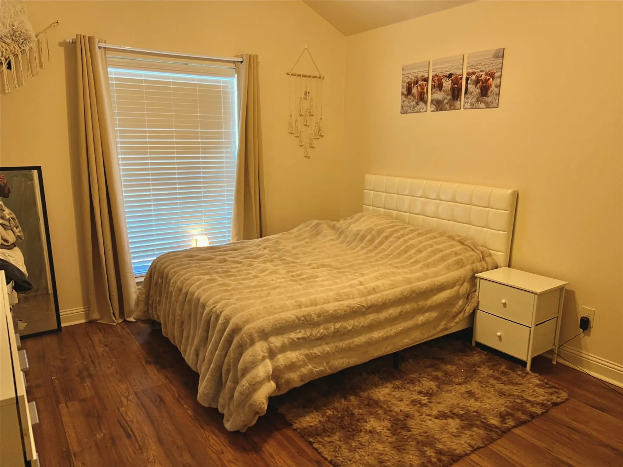Single Family Residence For Sale in Kaufman County , 9595 County Road 262, Crandall, Texas 75114, 5 Bedroom, 4 Bathroom, Garage spaces, 5,587 Sqft, built in 2012, Preowned, Price $1,999,999, mls#21197073, Real Estate Agent in Crandall, Homes For Sale in Kaufman county, Homes For Sale in Crandall, Realtor in Crandall Texas, Real Estate Brokerage Independent Realty Texas, Luminita Cordes Realtor