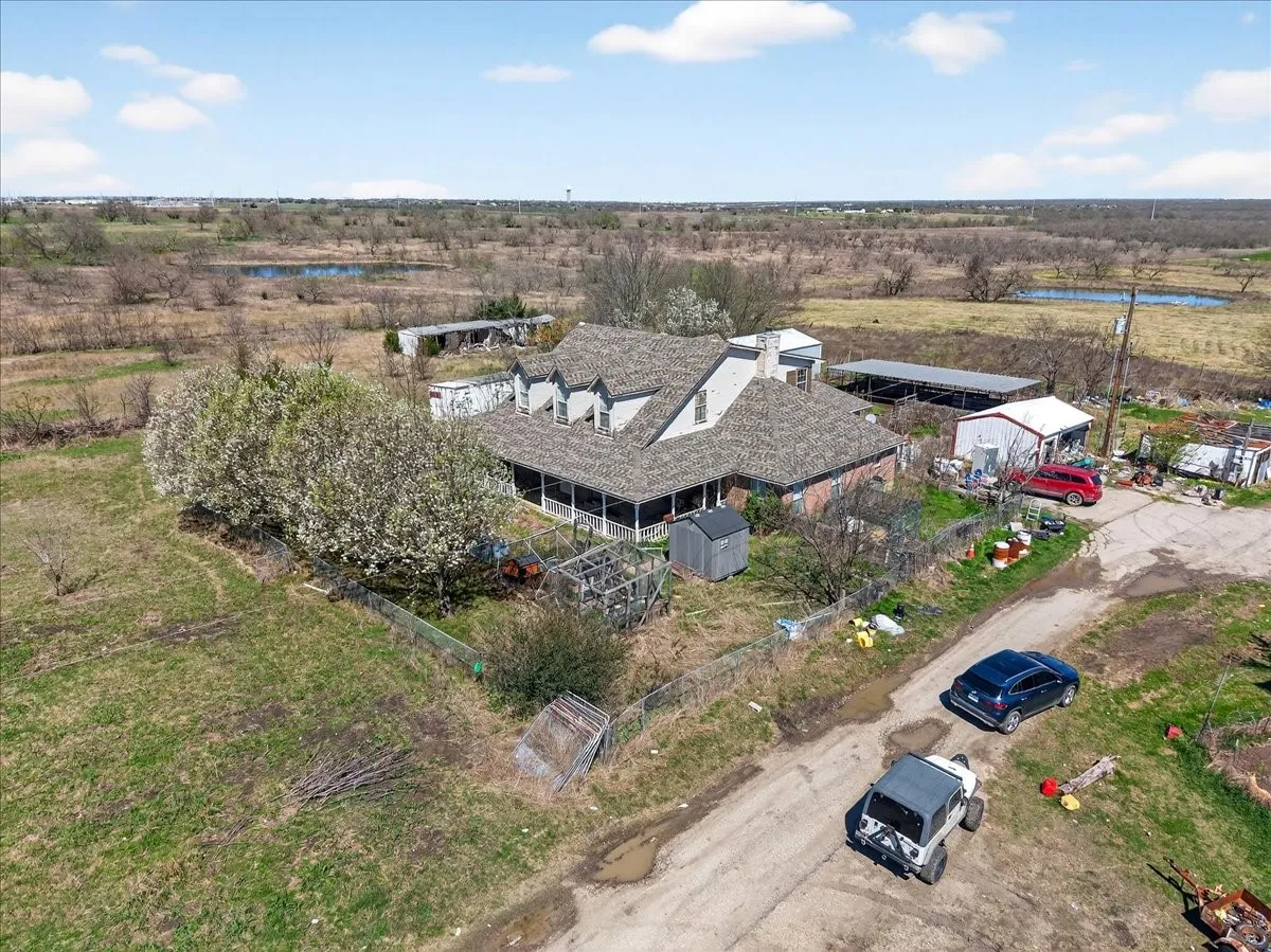 Single Family Residence For Sale in Kaufman County , 9595 County Road 262, Crandall, Texas 75114, 5 Bedroom, 4 Bathroom, Garage spaces, 5,587 Sqft, built in 2012, Preowned, Price $1,999,999, mls#21197073, Real Estate Agent in Crandall, Homes For Sale in Kaufman county, Homes For Sale in Crandall, Realtor in Crandall Texas, Real Estate Brokerage Independent Realty Texas, Luminita Cordes Realtor
