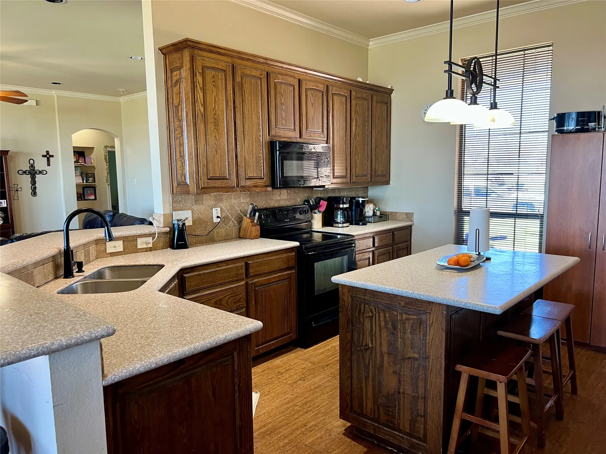 Single Family Residence For Sale in Kaufman County , 9595 County Road 262, Crandall, Texas 75114, 5 Bedroom, 4 Bathroom, Garage spaces, 5,587 Sqft, built in 2012, Preowned, Price $1,999,999, mls#21197073, Real Estate Agent in Crandall, Homes For Sale in Kaufman county, Homes For Sale in Crandall, Realtor in Crandall Texas, Real Estate Brokerage Independent Realty Texas, Luminita Cordes Realtor