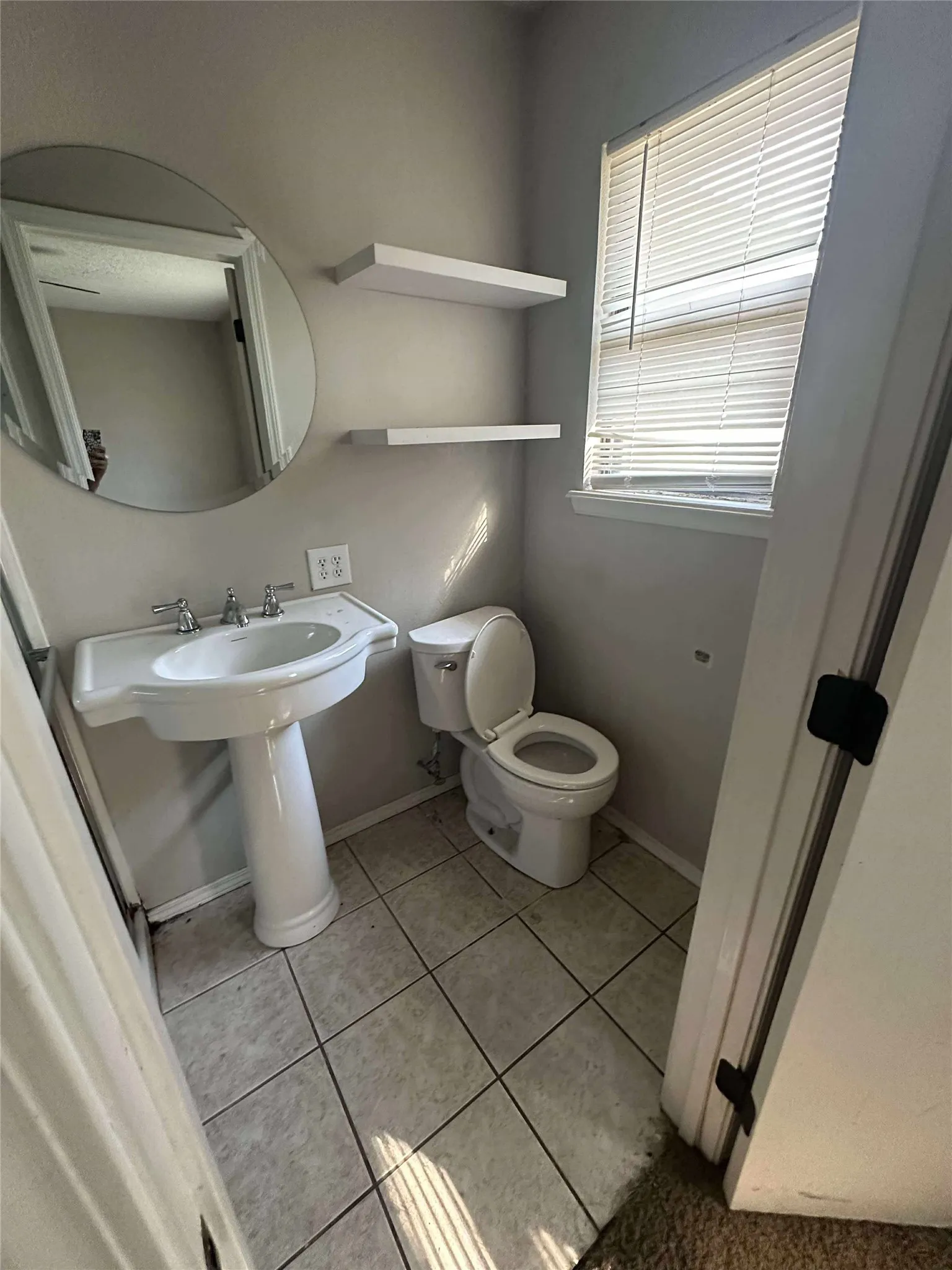 Single Family Residence For Sale in Hopkins County , 1009 Camp Street, Sulphur Springs, Texas 75482, 3 Bedroom, 2 Bathroom, 2 Garage spaces, 1,426 Sqft, built in 1984, Preowned, mls#21197070, Real Estate Agent in Sulphur Springs, Homes For Sale in Hopkins county, Homes For Sale in Sulphur Springs, Realtor in Sulphur Springs Texas, Real Estate Brokerage Independent Realty Texas, Luminita Cordes Realtor